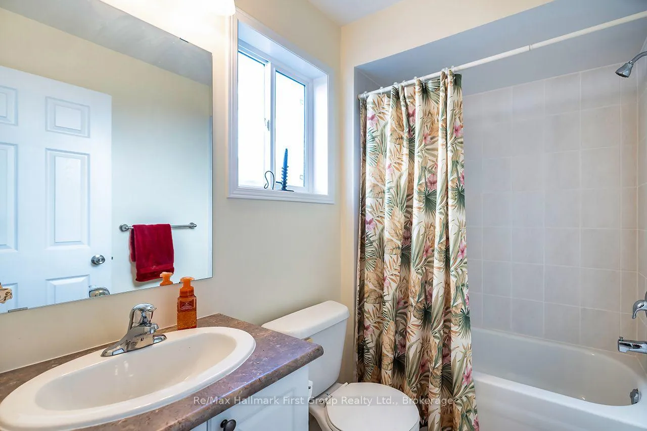 Photo 16 of 1620 Badgley Drive, Oshawa, Taunton — HOMEH