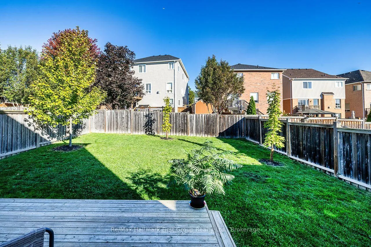 Photo 25 of 1620 Badgley Drive, Oshawa, Taunton — HOMEH