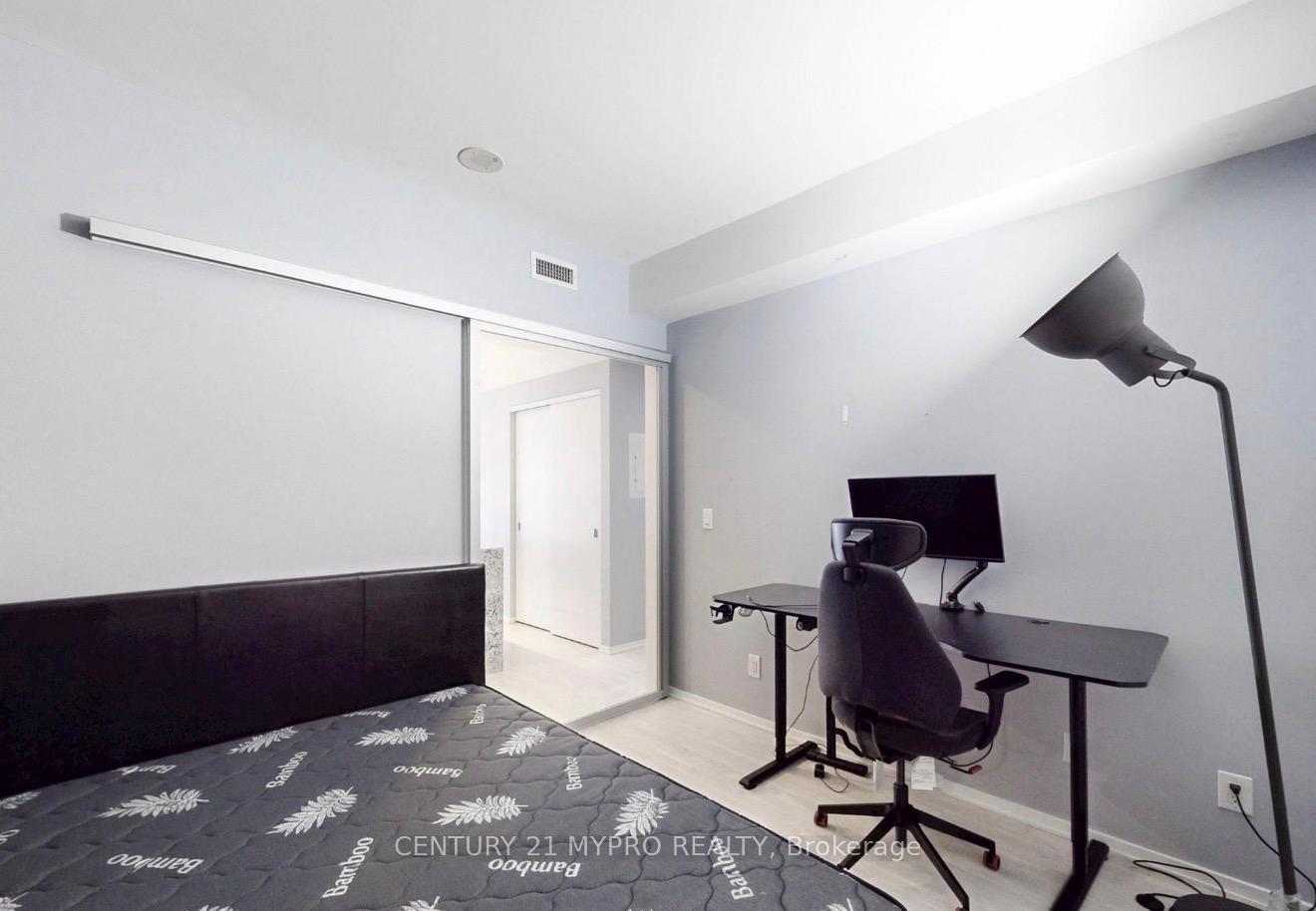 Photo 10 of Unit 5808, 1 Bloor Street E, Toronto, Church-Yonge Corridor — HOMEH