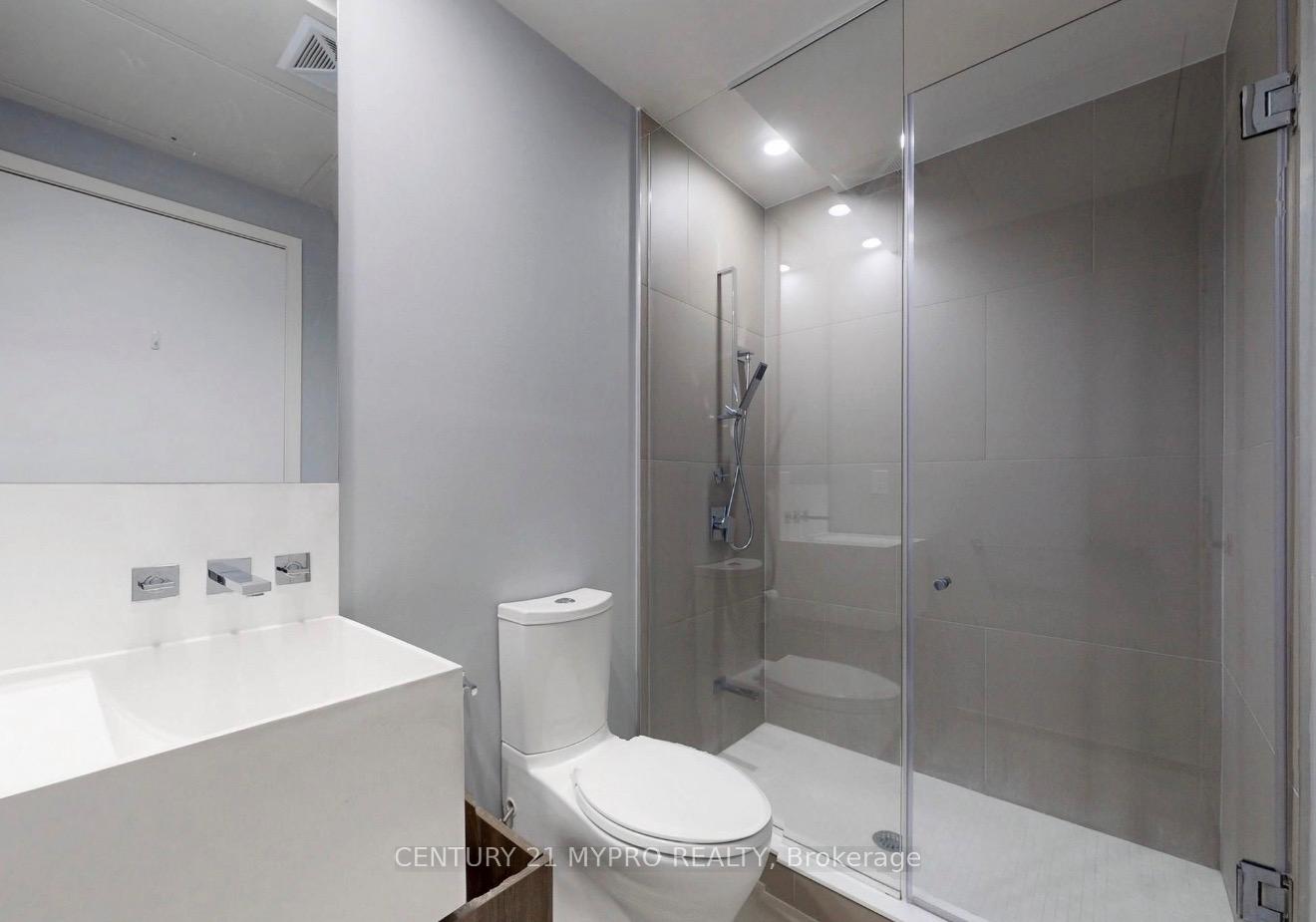 Photo 13 of Unit 5808, 1 Bloor Street E, Toronto, Church-Yonge Corridor — HOMEH