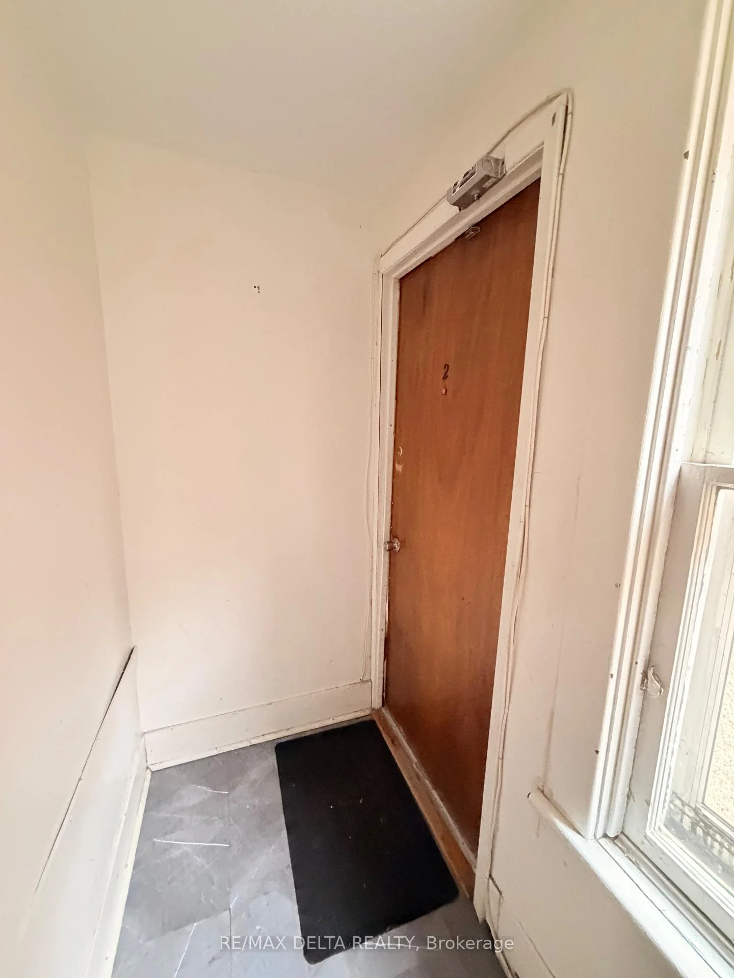 Photo 4 of Unit 2, 514 Bay Street, Ottawa, Ottawa Centre — HOMEH
