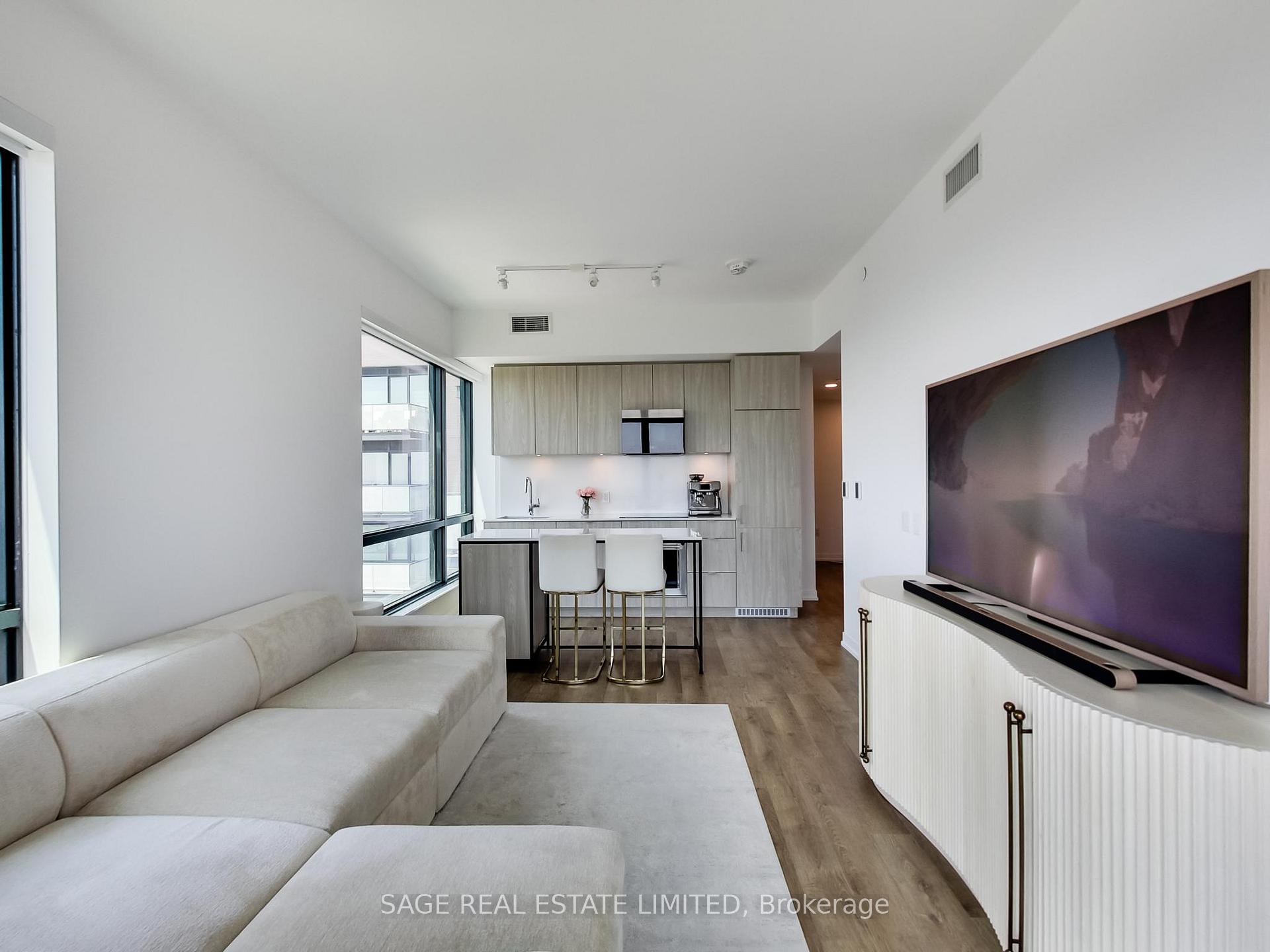 Photo 3 of Unit 817, 251 Masonry Way, Mississauga, Port Credit — HOMEH