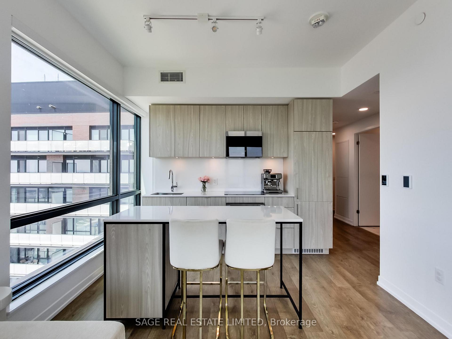 Photo 9 of Unit 817, 251 Masonry Way, Mississauga, Port Credit — HOMEH