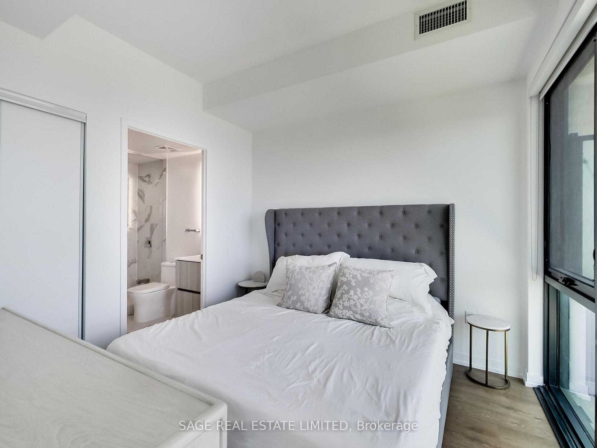 Photo 16 of Unit 817, 251 Masonry Way, Mississauga, Port Credit — HOMEH