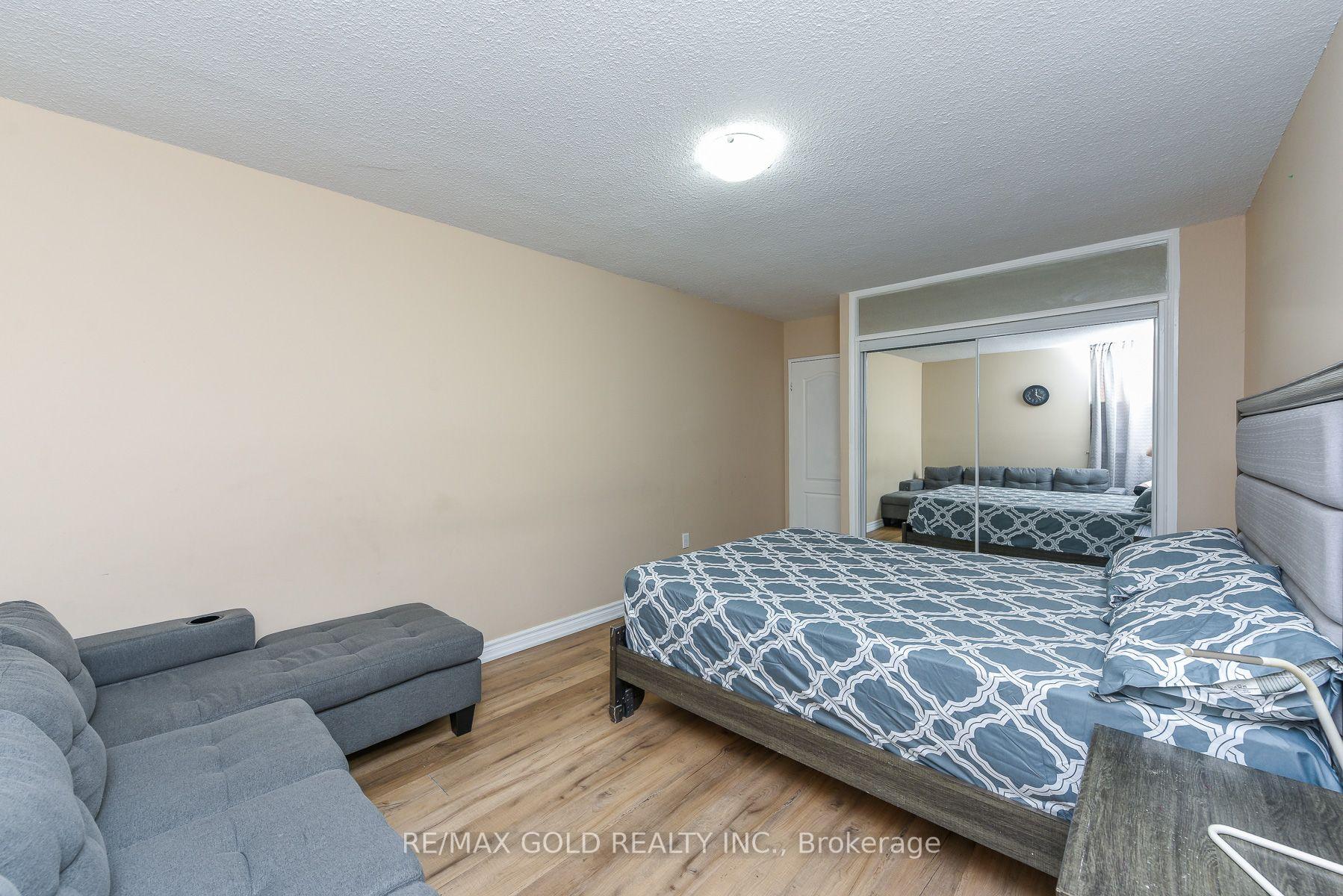 Photo 17 of Unit 812, 2645 Kipling Avenue, Etobicoke, Mount Olive-Silverstone-Jamestown — HOMEH