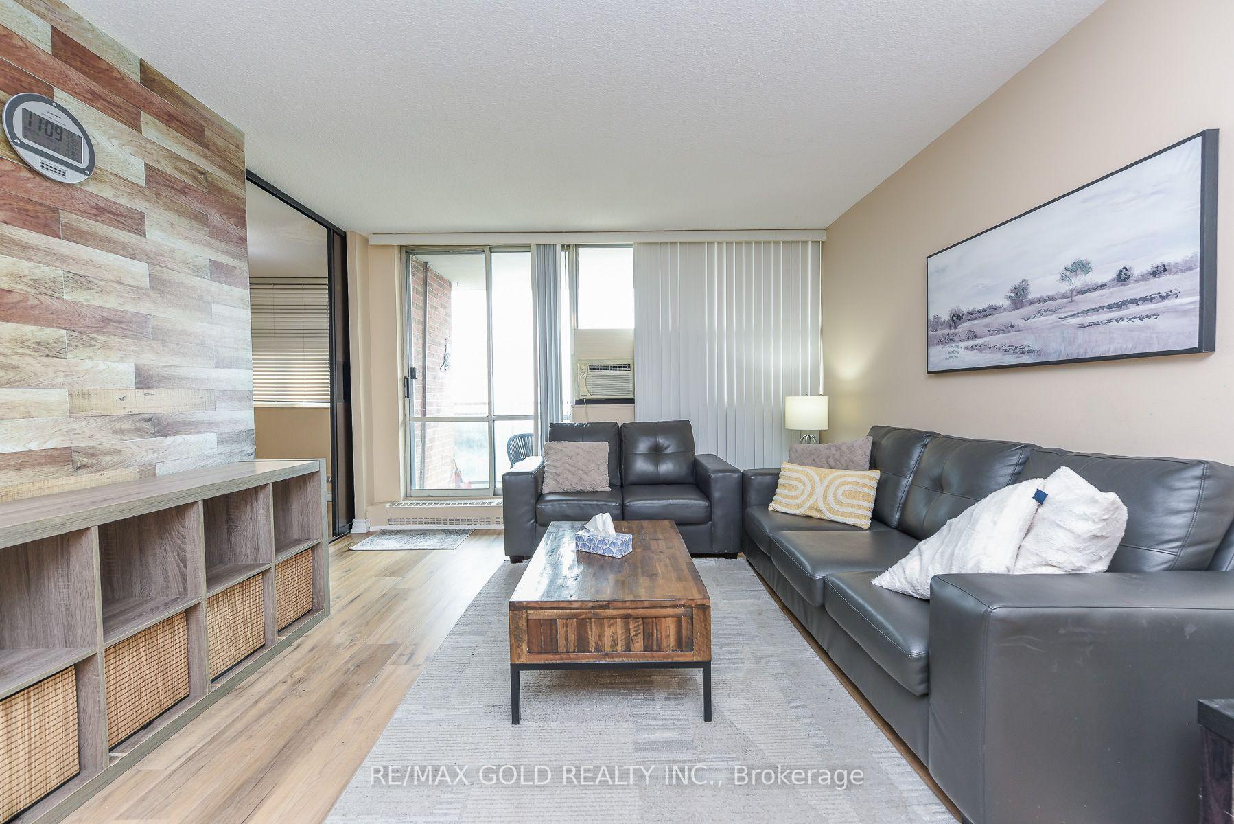 Photo 25 of Unit 812, 2645 Kipling Avenue, Etobicoke, Mount Olive-Silverstone-Jamestown — HOMEH