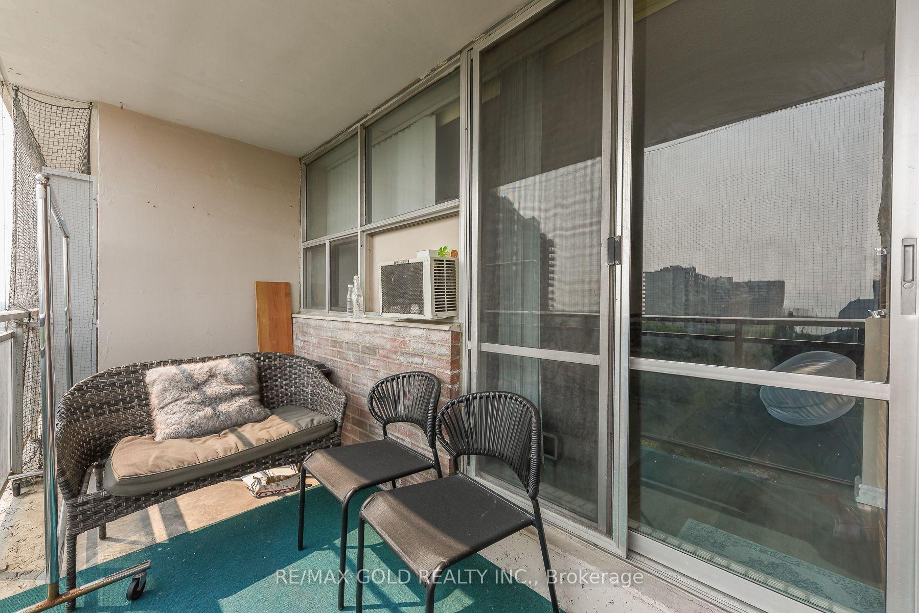 Photo 27 of Unit 812, 2645 Kipling Avenue, Etobicoke, Mount Olive-Silverstone-Jamestown — HOMEH