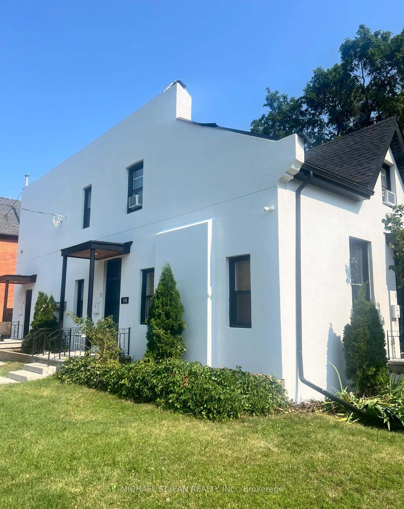 Photo 2 of Unit 2, 158 Wellington Street S, Hamilton, Corktown — HOMEH