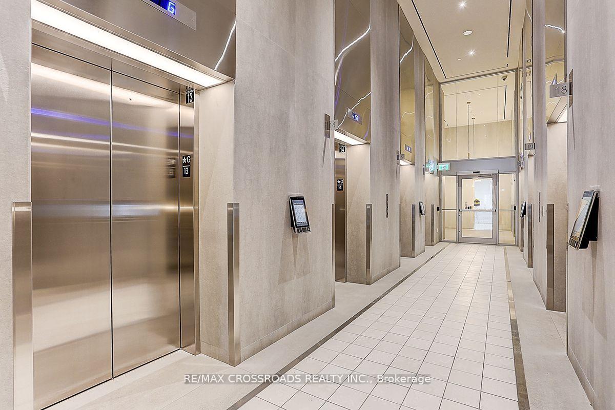 Photo 6 of Unit 6906, 55 Cooper Street, Toronto, Waterfront Communities — HOMEH