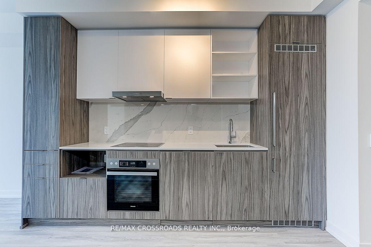 Photo 11 of Unit 6906, 55 Cooper Street, Toronto, Waterfront Communities — HOMEH