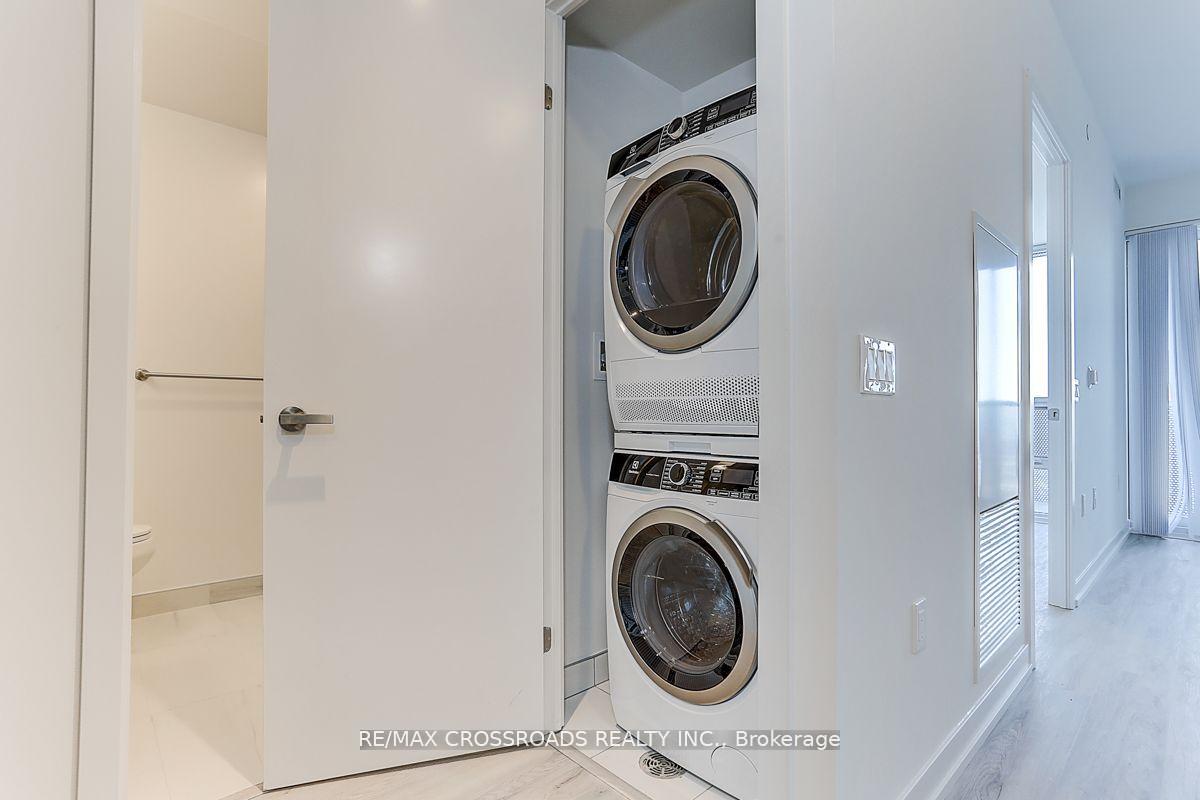 Photo 32 of Unit 6906, 55 Cooper Street, Toronto, Waterfront Communities — HOMEH