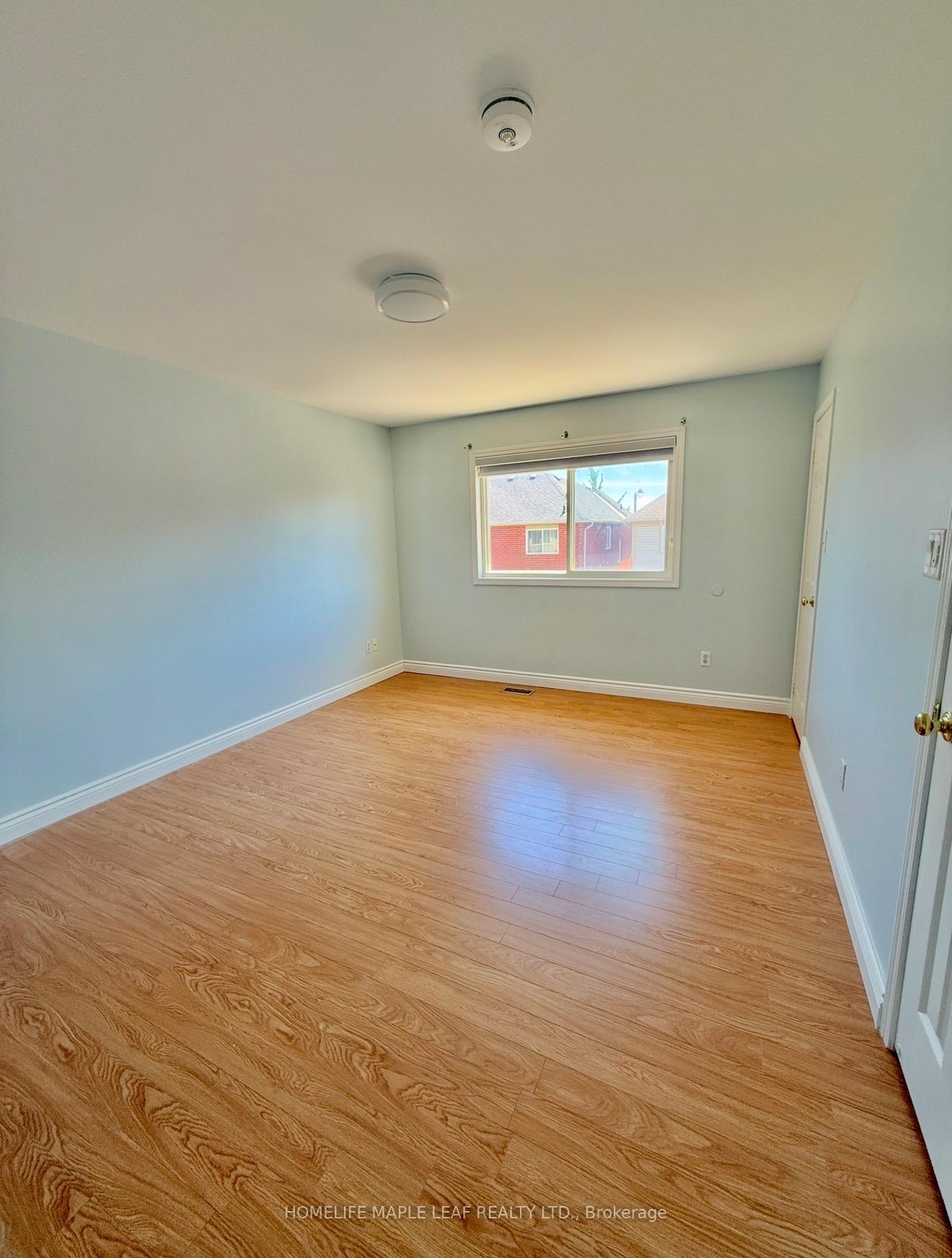 Photo 9 of Unit Upper, 21 Sugarhill Drive, Brampton, Fletcher's Meadow — HOMEH