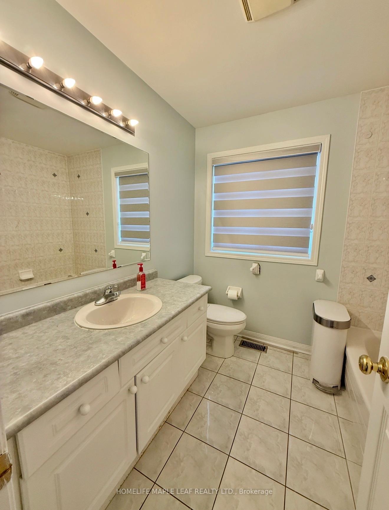 Photo 13 of Unit Upper, 21 Sugarhill Drive, Brampton, Fletcher's Meadow — HOMEH