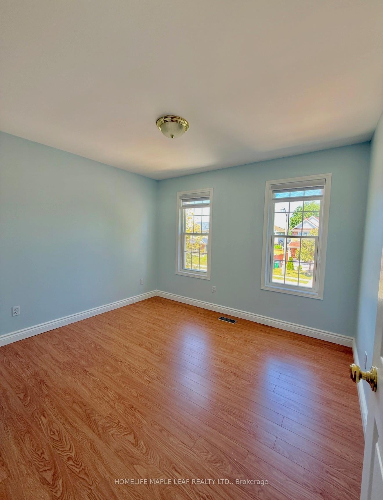 Photo 15 of Unit Upper, 21 Sugarhill Drive, Brampton, Fletcher's Meadow — HOMEH