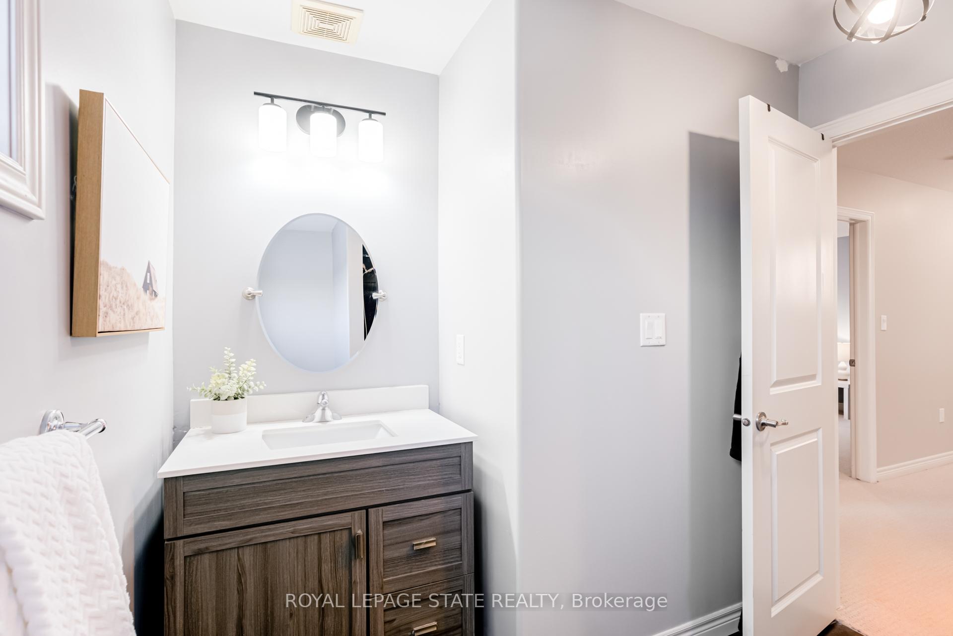 Photo 35 of 7 Kinsman Drive, Hamilton, Binbrook — HOMEH