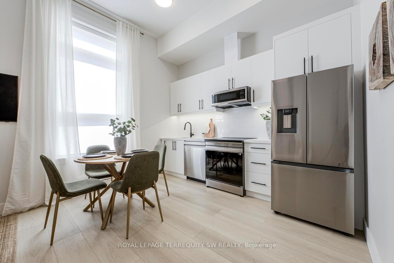 Photo 6 of Unit 204, 145 Clapperton Street, Barrie, Wellington — HOMEH