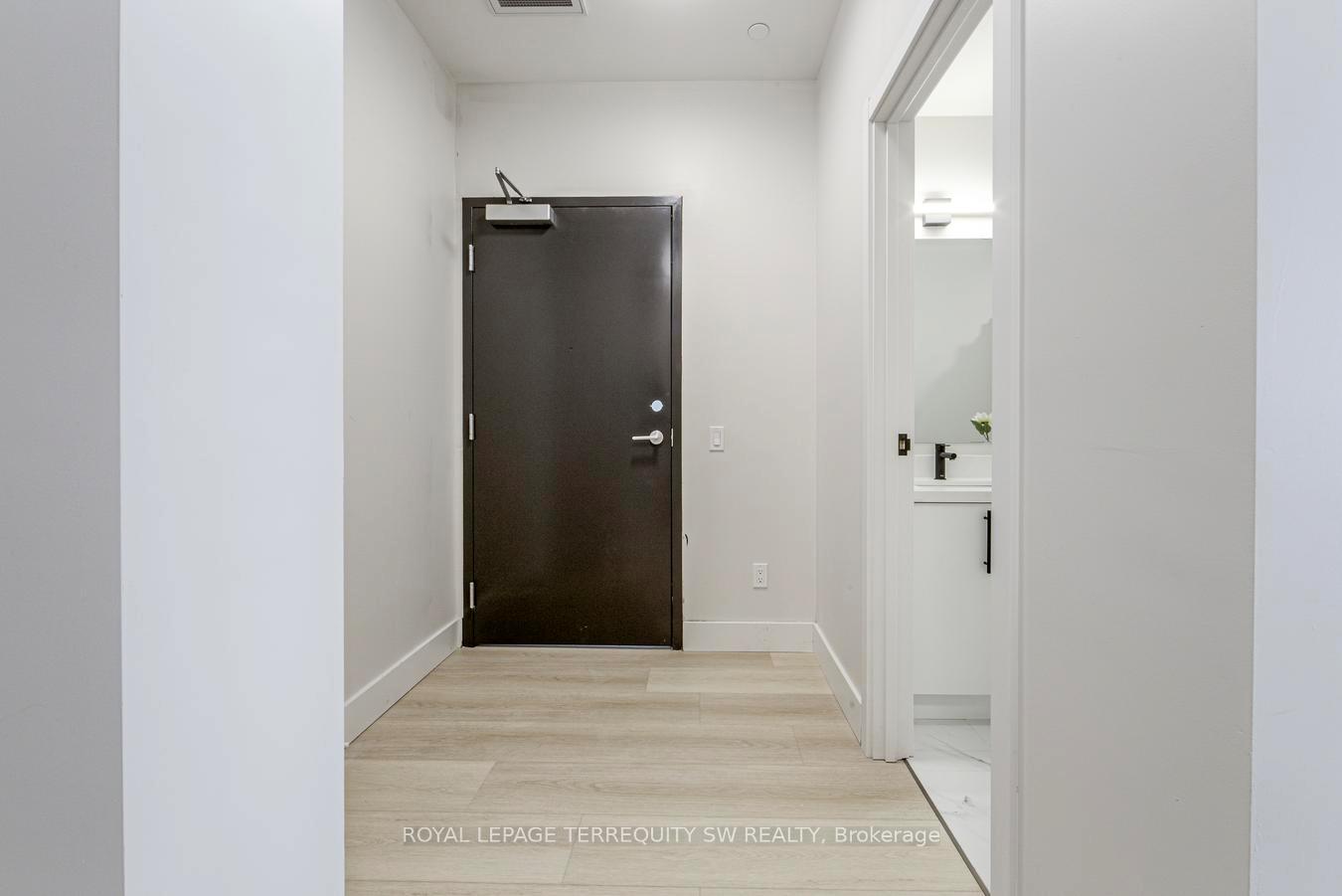Photo 9 of Unit 204, 145 Clapperton Street, Barrie, Wellington — HOMEH