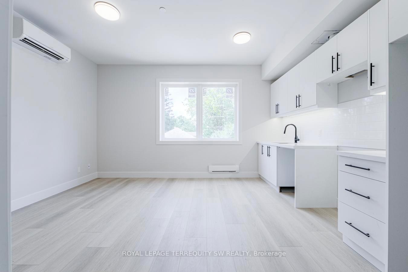 Photo 34 of Unit 204, 145 Clapperton Street, Barrie, Wellington — HOMEH