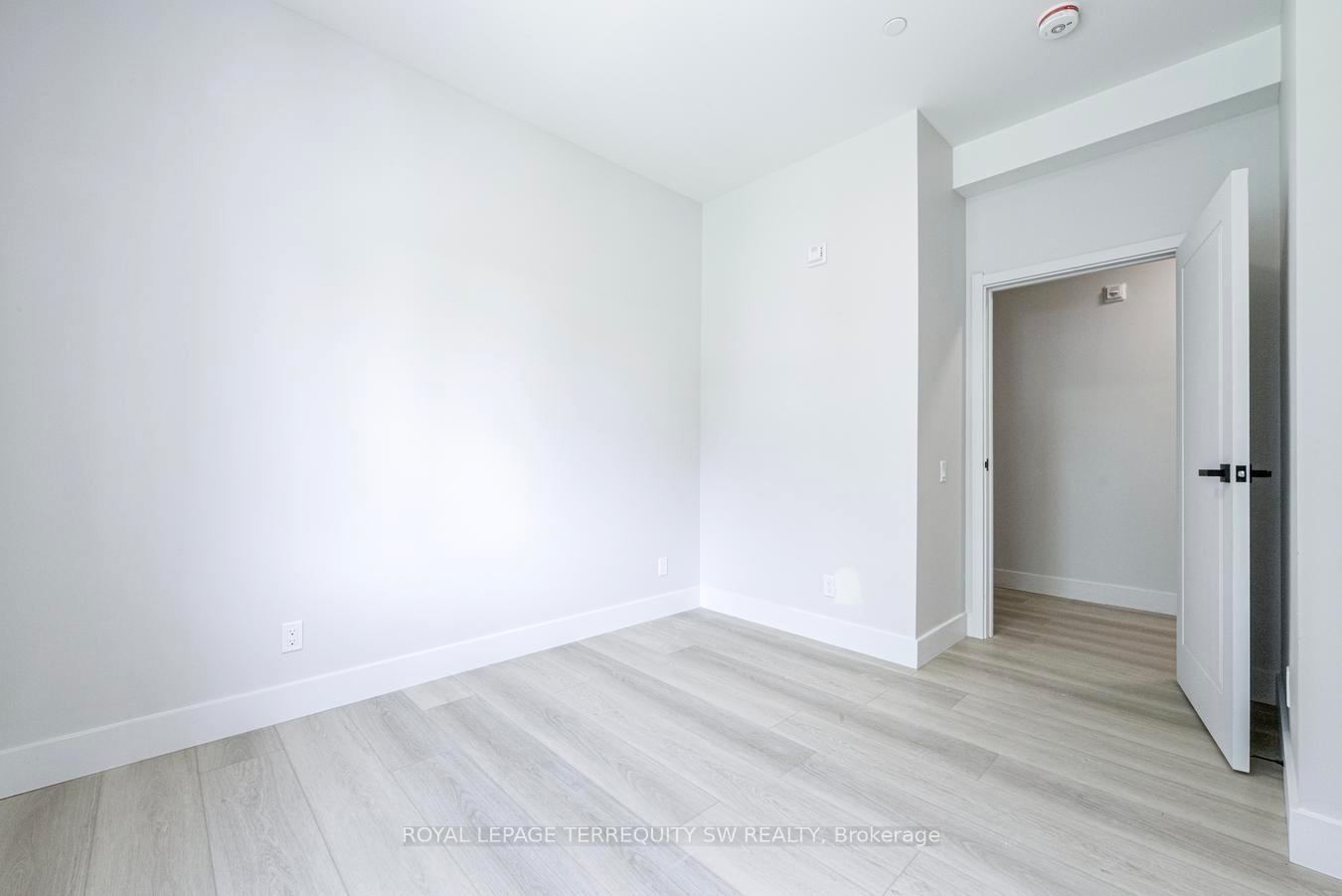 Photo 40 of Unit 204, 145 Clapperton Street, Barrie, Wellington — HOMEH