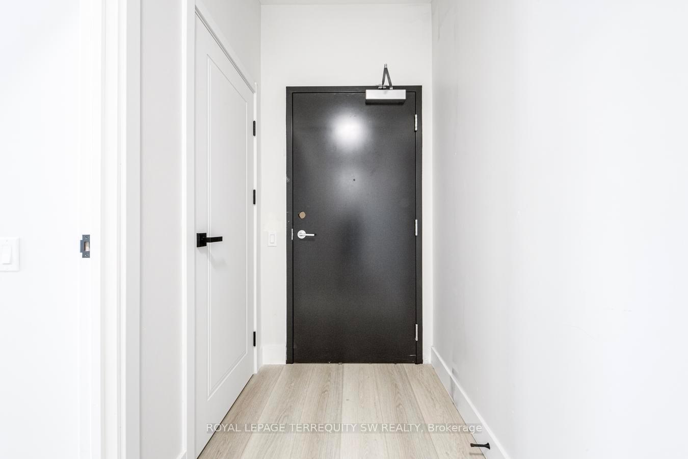 Photo 46 of Unit 204, 145 Clapperton Street, Barrie, Wellington — HOMEH