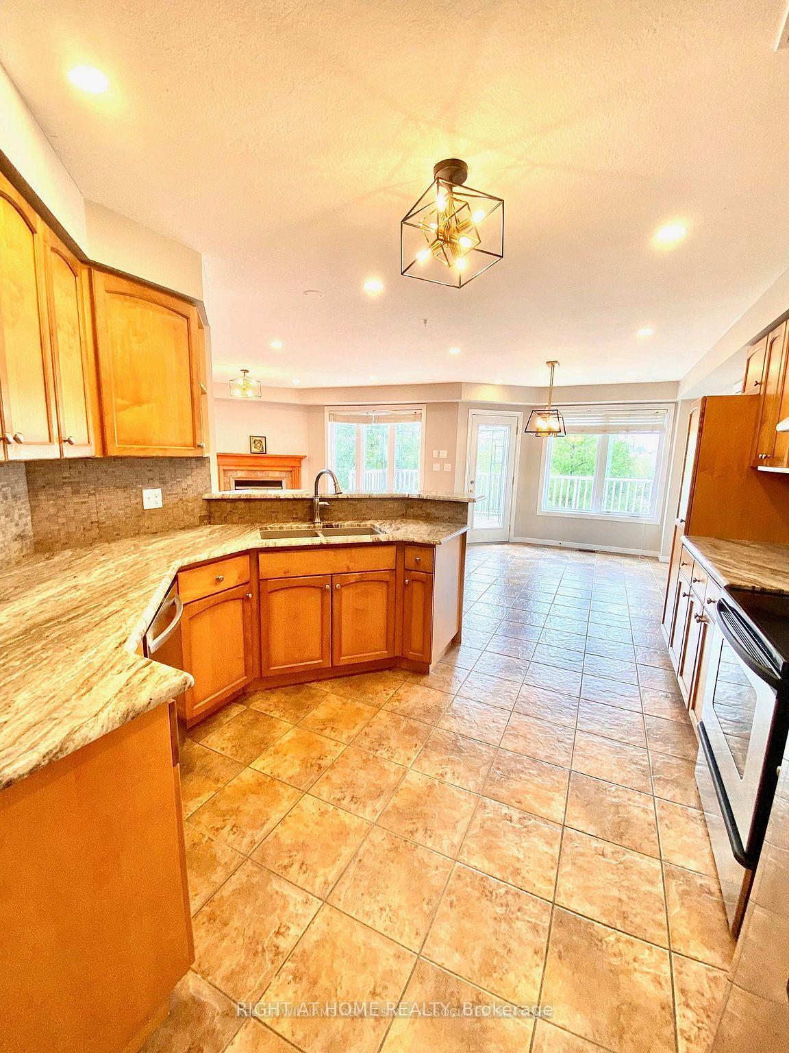 Photo 5 of Unit Upper, 154 Severn Drive, Guelph, Grange Road — HOMEH