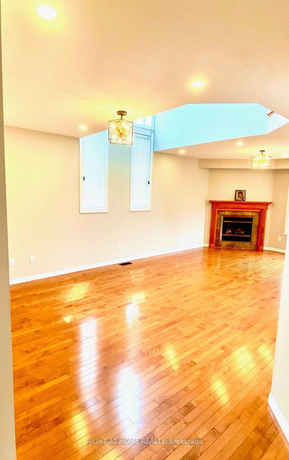 Photo 10 of Unit Upper, 154 Severn Drive, Guelph, Grange Road — HOMEH