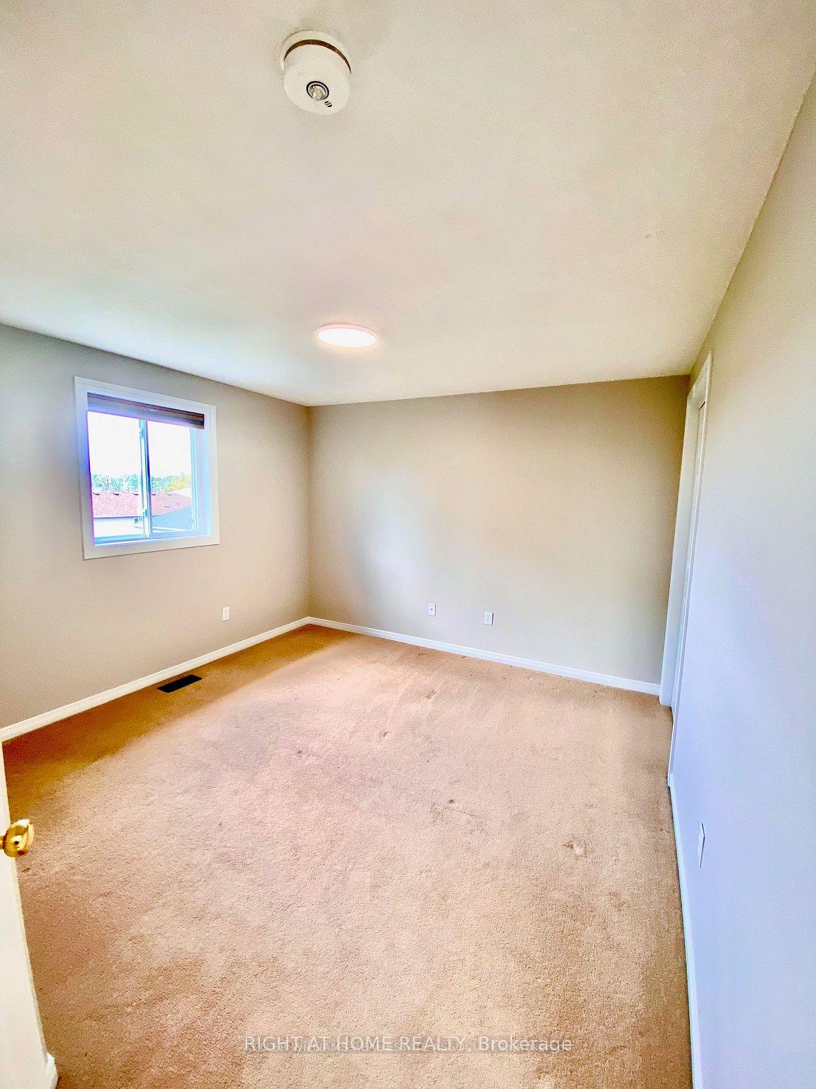 Photo 21 of Unit Upper, 154 Severn Drive, Guelph, Grange Road — HOMEH