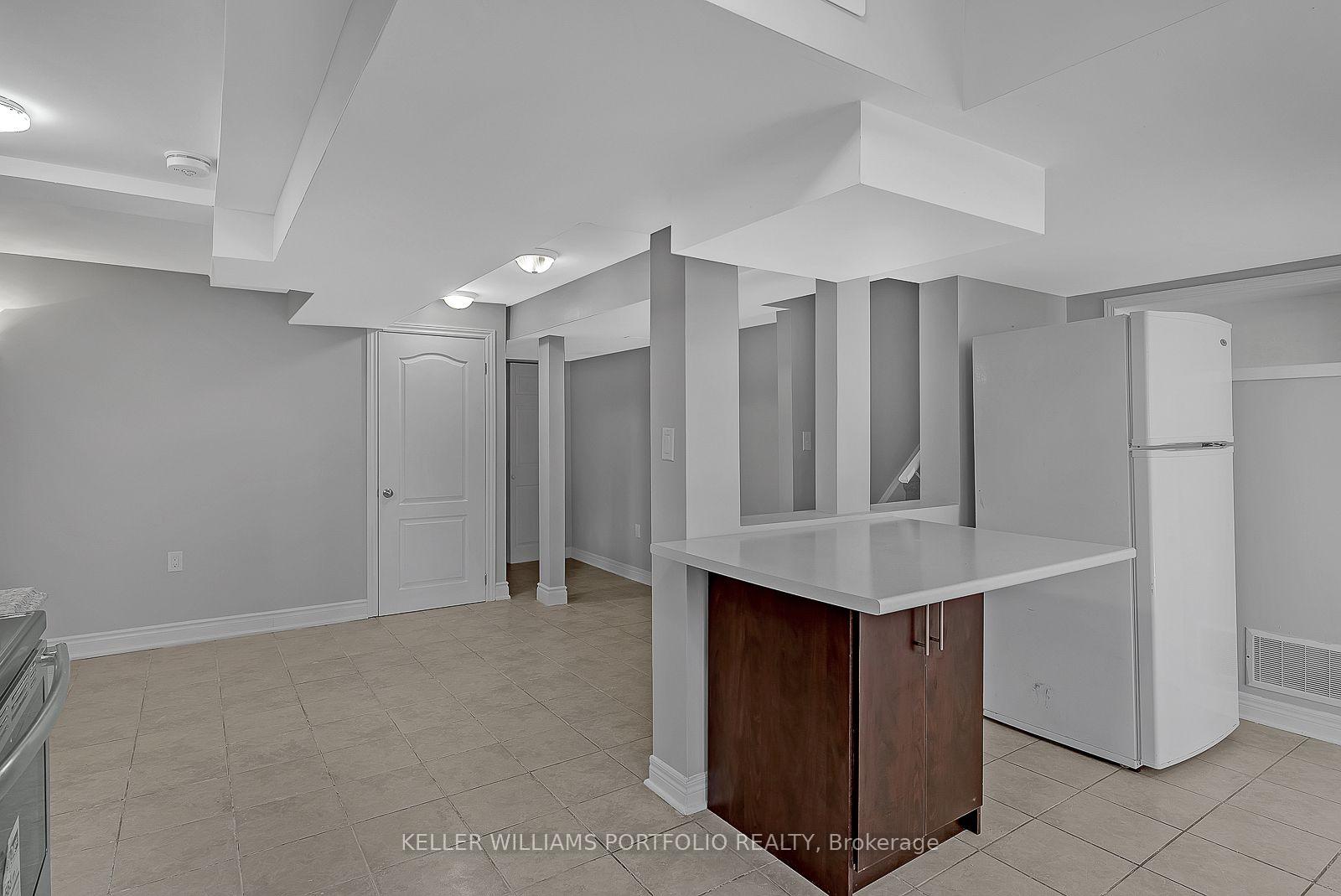 Photo 30 of 99 Dells Crescent, Brampton, Fletcher's Meadow — HOMEH