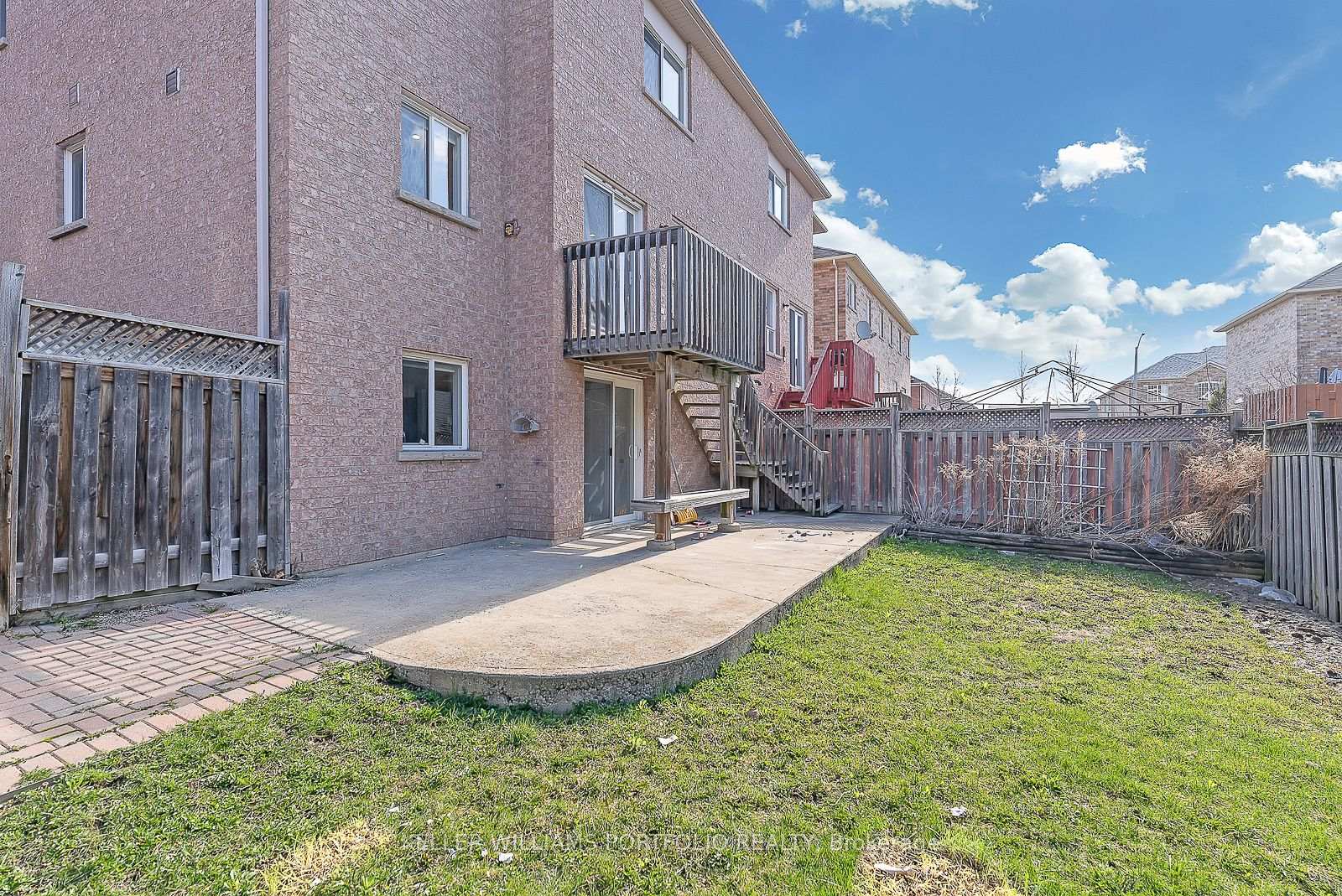 Photo 37 of 99 Dells Crescent, Brampton, Fletcher's Meadow — HOMEH