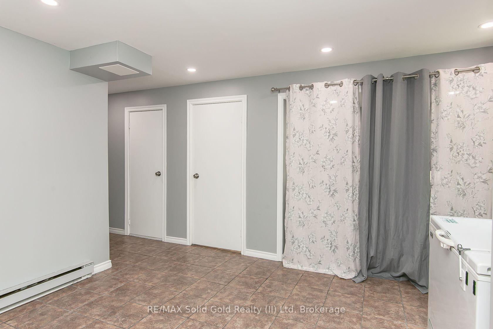 Photo 8 of Unit 41, 80 Old Country Drive, Kitchener, Country Hills — HOMEH