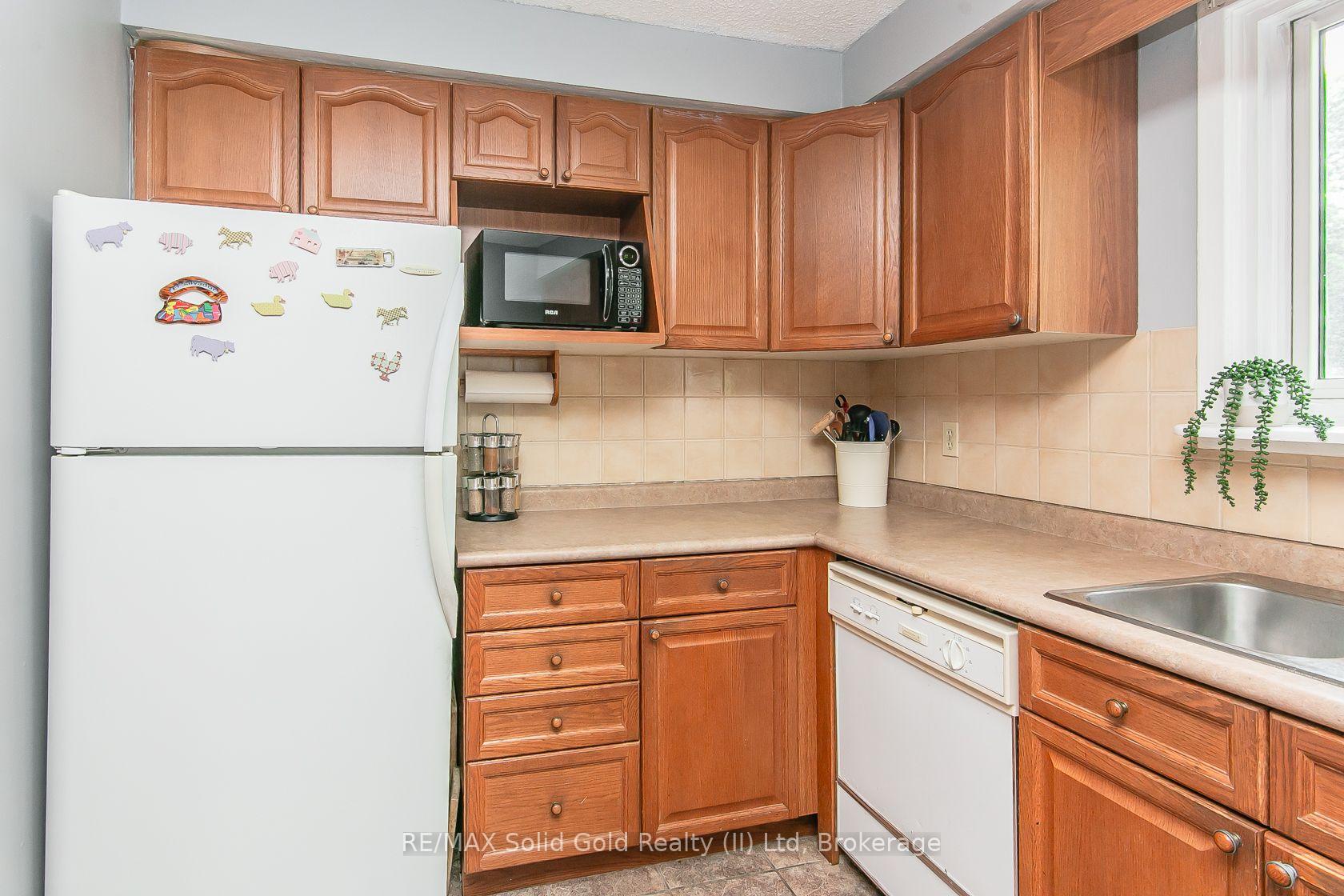 Photo 20 of Unit 41, 80 Old Country Drive, Kitchener, Country Hills — HOMEH