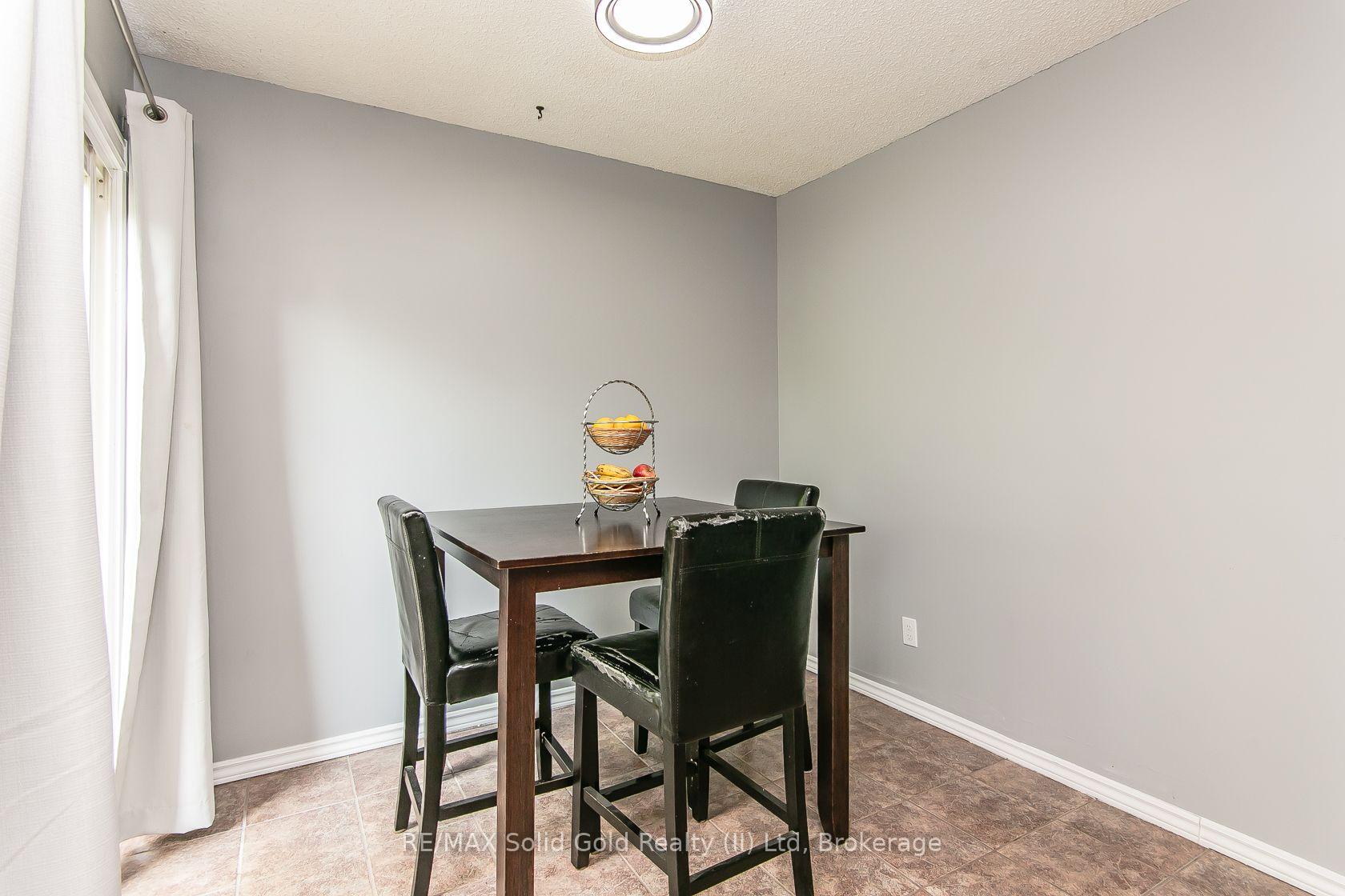 Photo 21 of Unit 41, 80 Old Country Drive, Kitchener, Country Hills — HOMEH