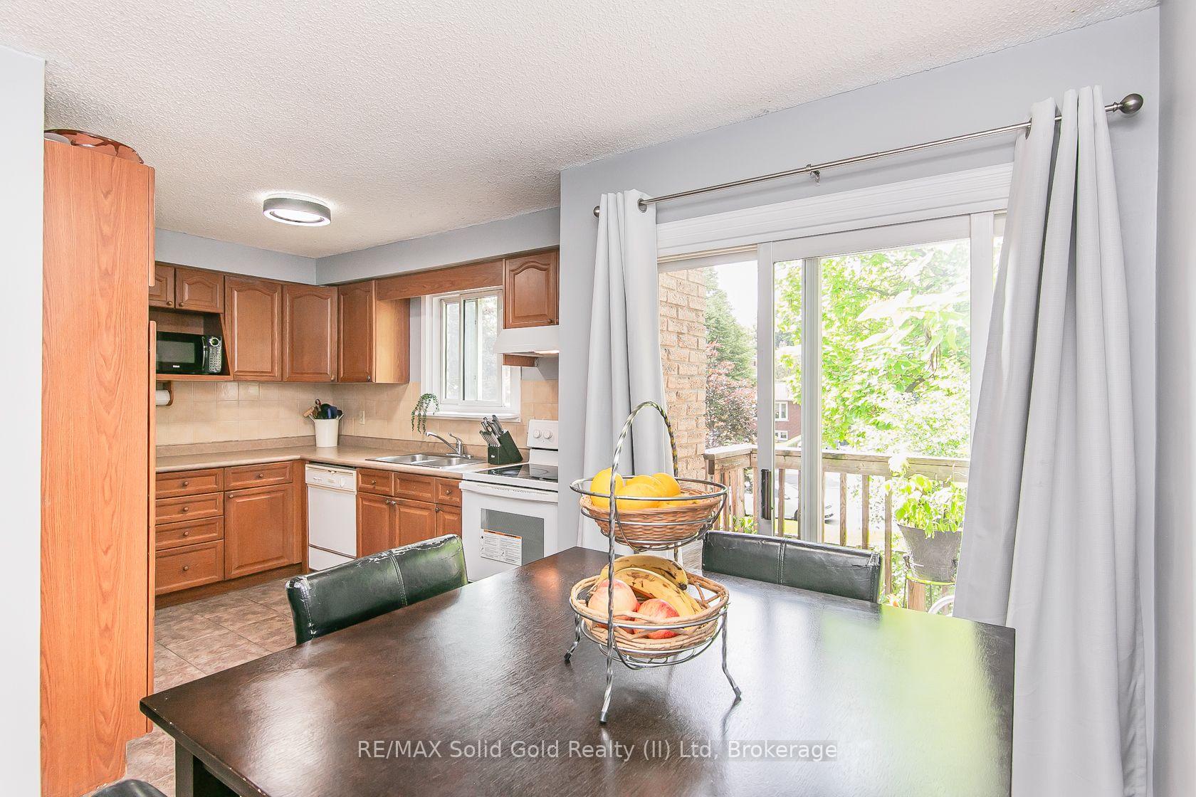 Photo 23 of Unit 41, 80 Old Country Drive, Kitchener, Country Hills — HOMEH