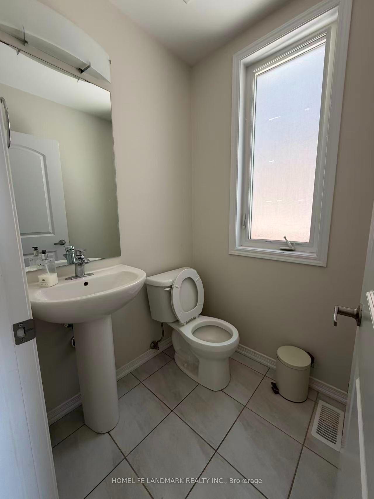 Photo 9 of 8761 Sourgum Avenue, Niagara Falls, Brown — HOMEH