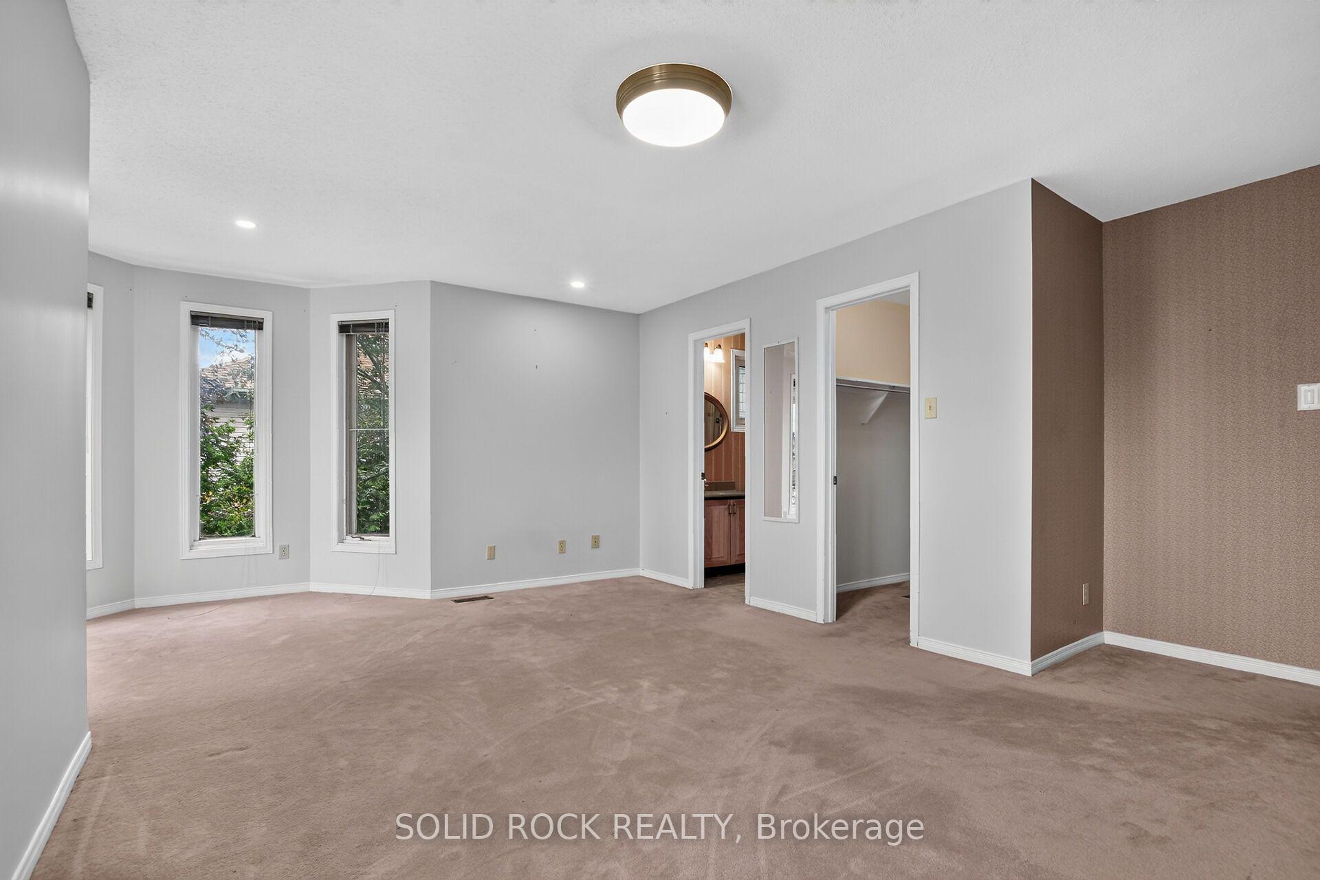 Photo 18 of 54 Huntsman Crescent, Ottawa, Kanata - Bridlewood — HOMEH