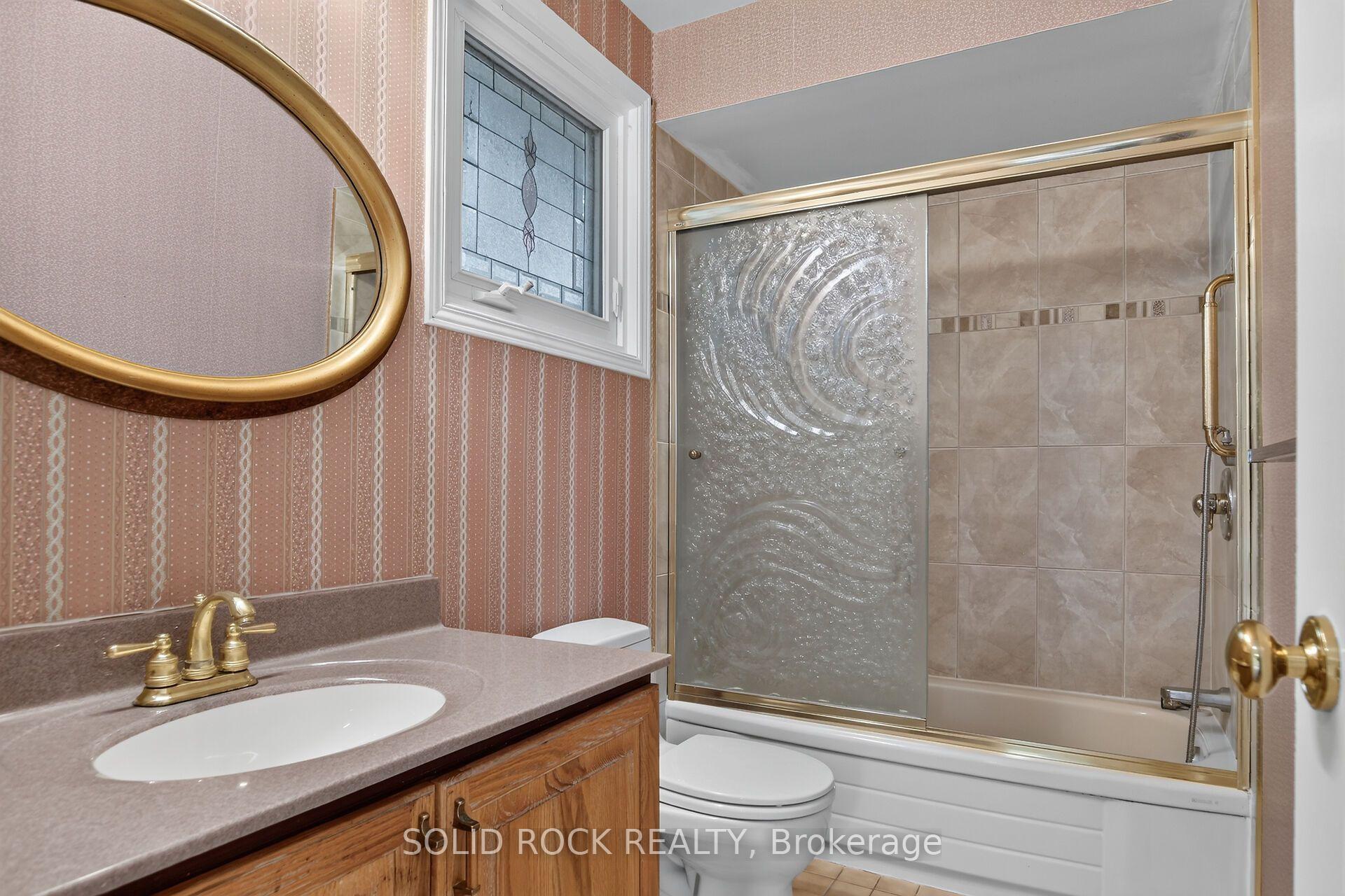 Photo 21 of 54 Huntsman Crescent, Ottawa, Kanata - Bridlewood — HOMEH