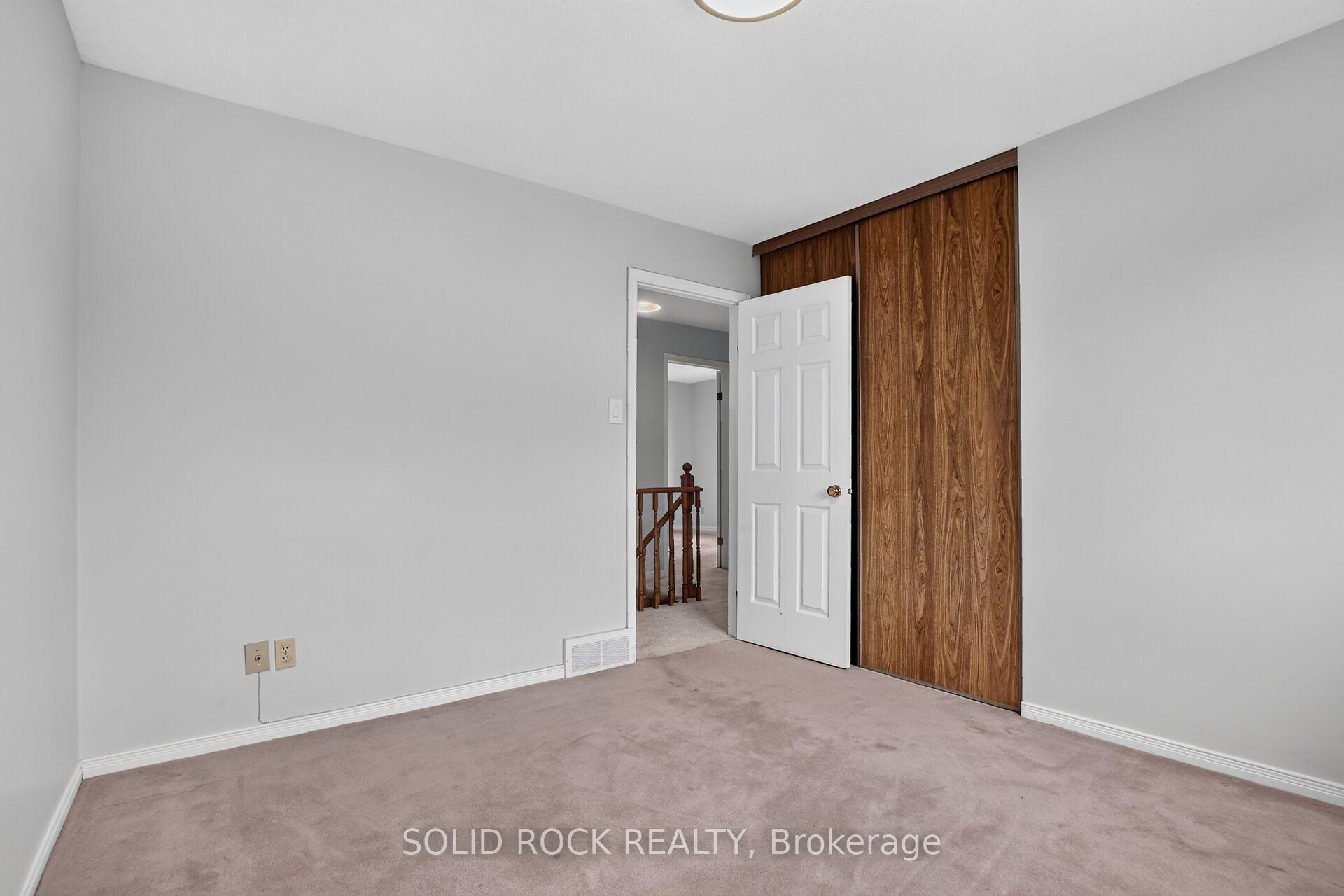 Photo 24 of 54 Huntsman Crescent, Ottawa, Kanata - Bridlewood — HOMEH