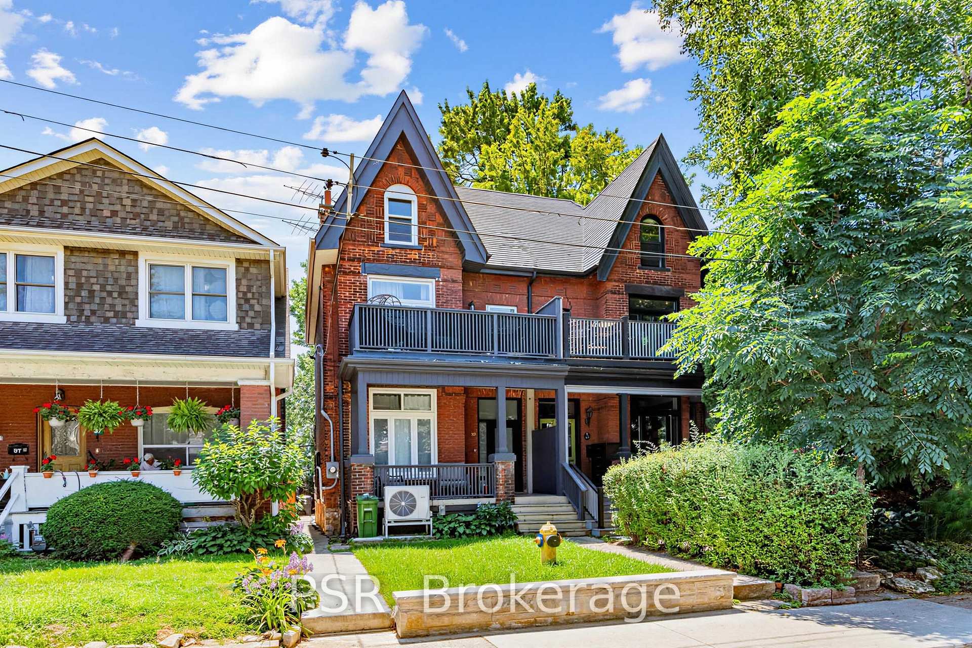 Front of Unit #Basement, 99 Geoffrey Street