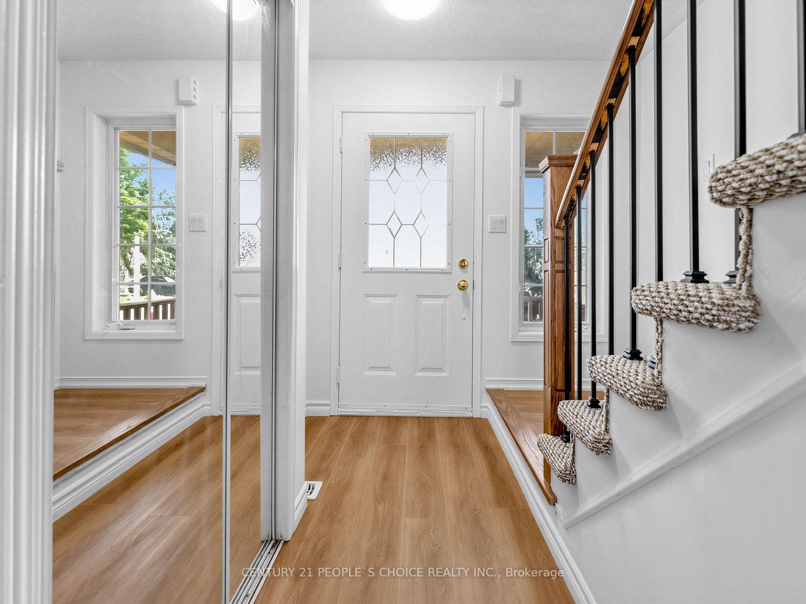 Photo 5 of 40 Zebra Trail, Brampton, Sandringham-Wellington — HOMEH