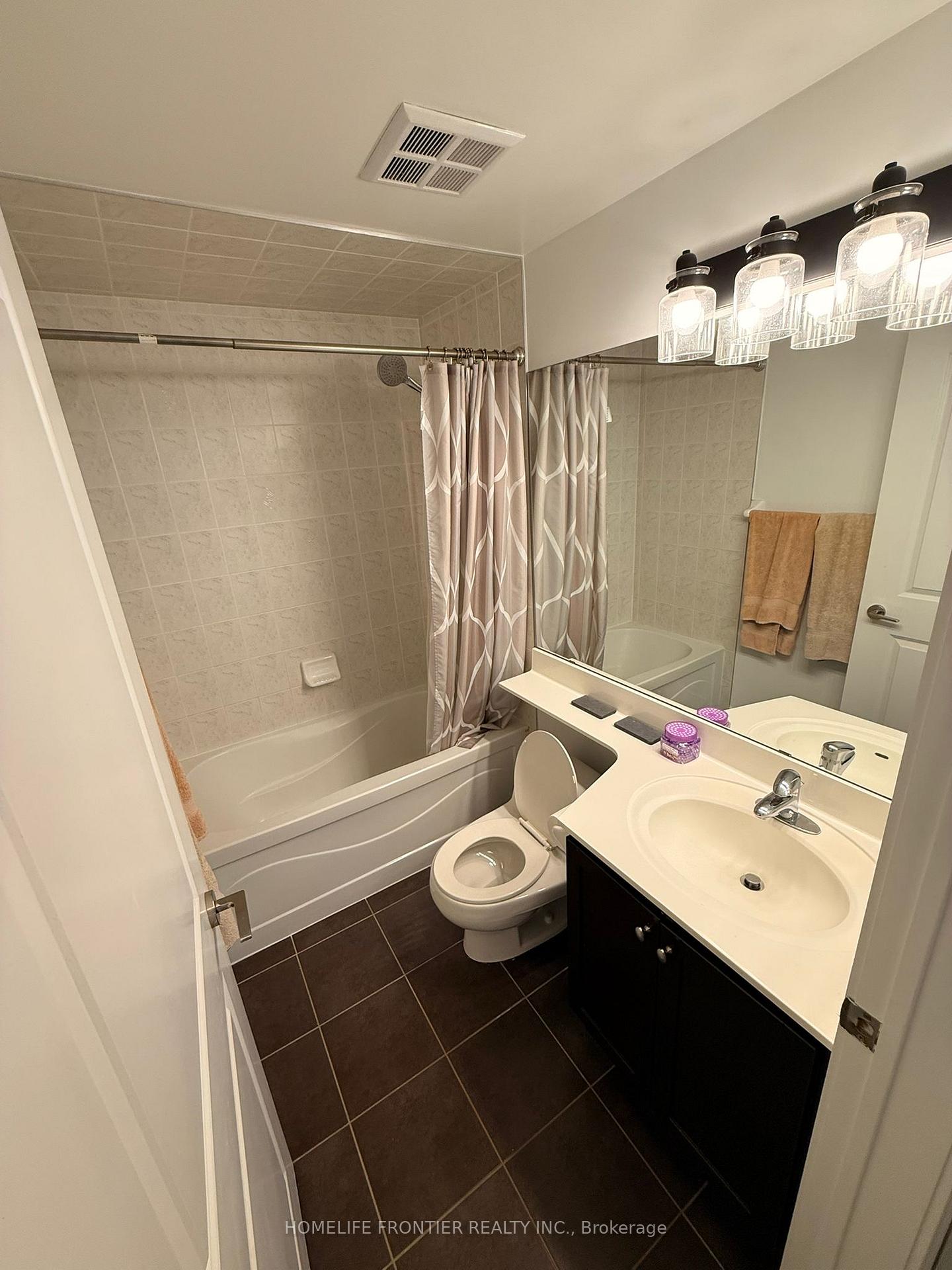 Photo 14 of Unit 2607, 80 Absolute Avenue, Mississauga, City Centre — HOMEH