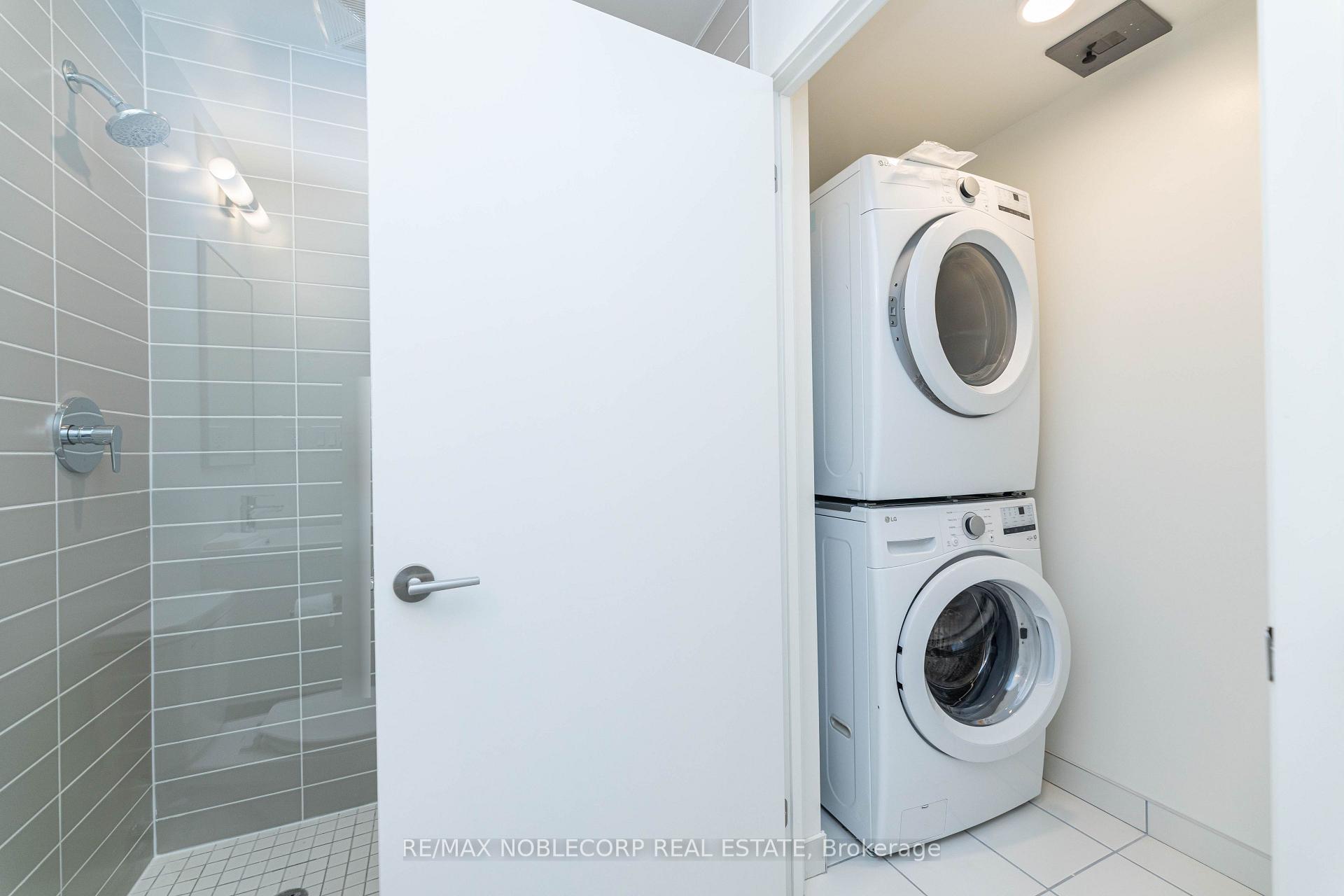 Photo 4 of Unit 805B, 292 Verdale Crossing, Markham, Unionville — HOMEH