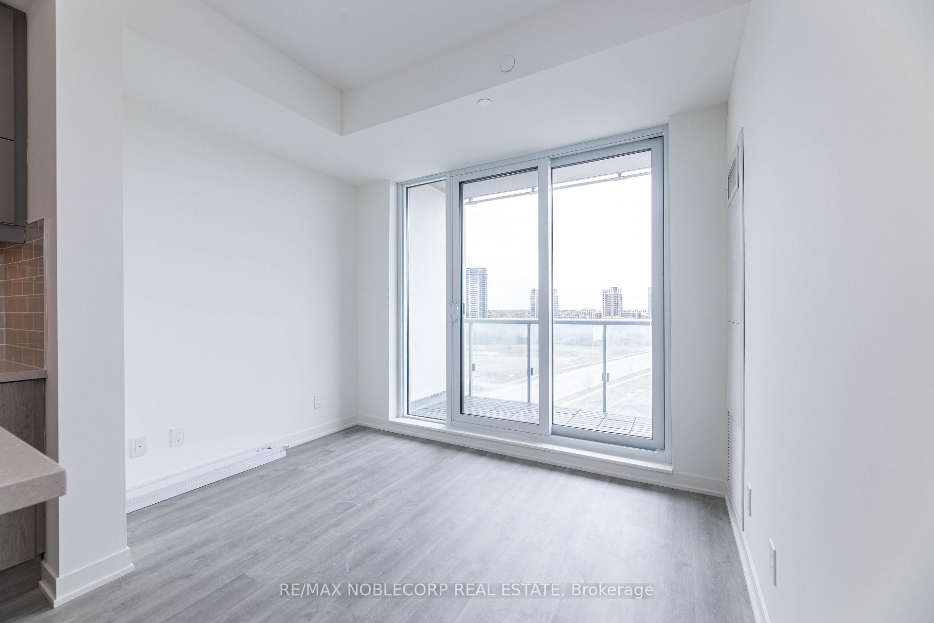 Photo 13 of Unit 805B, 292 Verdale Crossing, Markham, Unionville — HOMEH