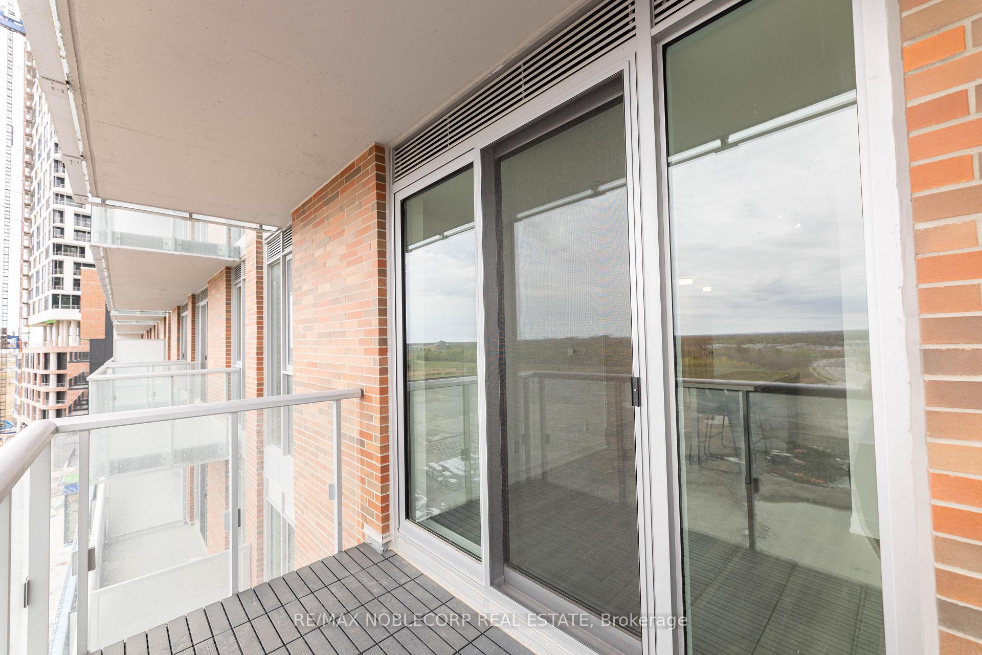 Photo 24 of Unit 805B, 292 Verdale Crossing, Markham, Unionville — HOMEH