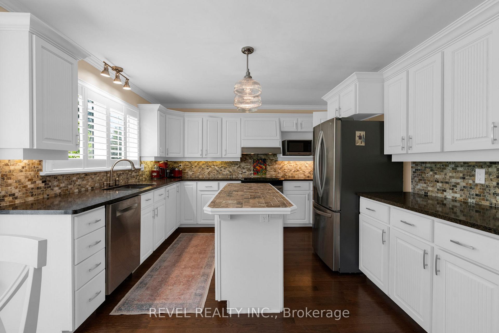Photo 11 of 153 Bayshore Drive, Ramara, Brechin — HOMEH