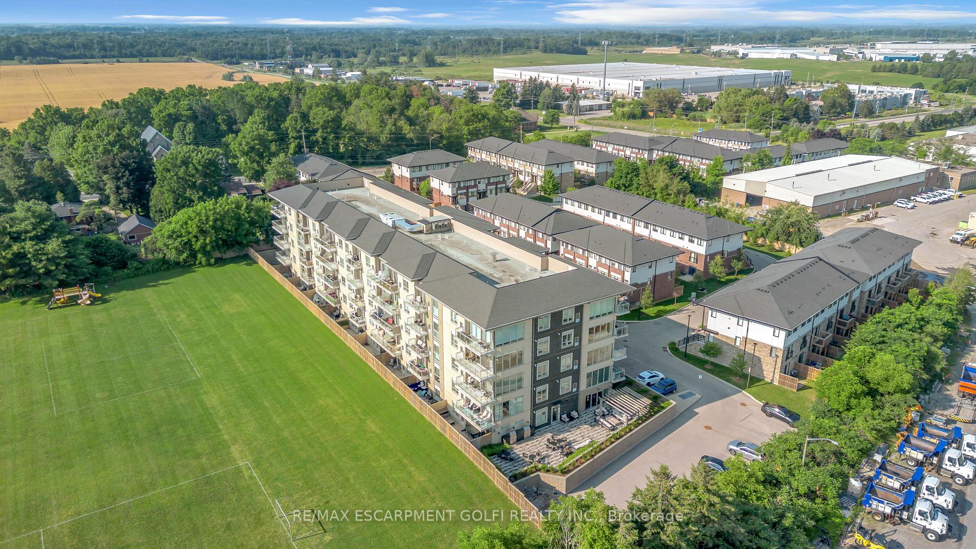 Photo 37 of Unit 208, 16 Markle Crescent, Hamilton, Ancaster — HOMEH
