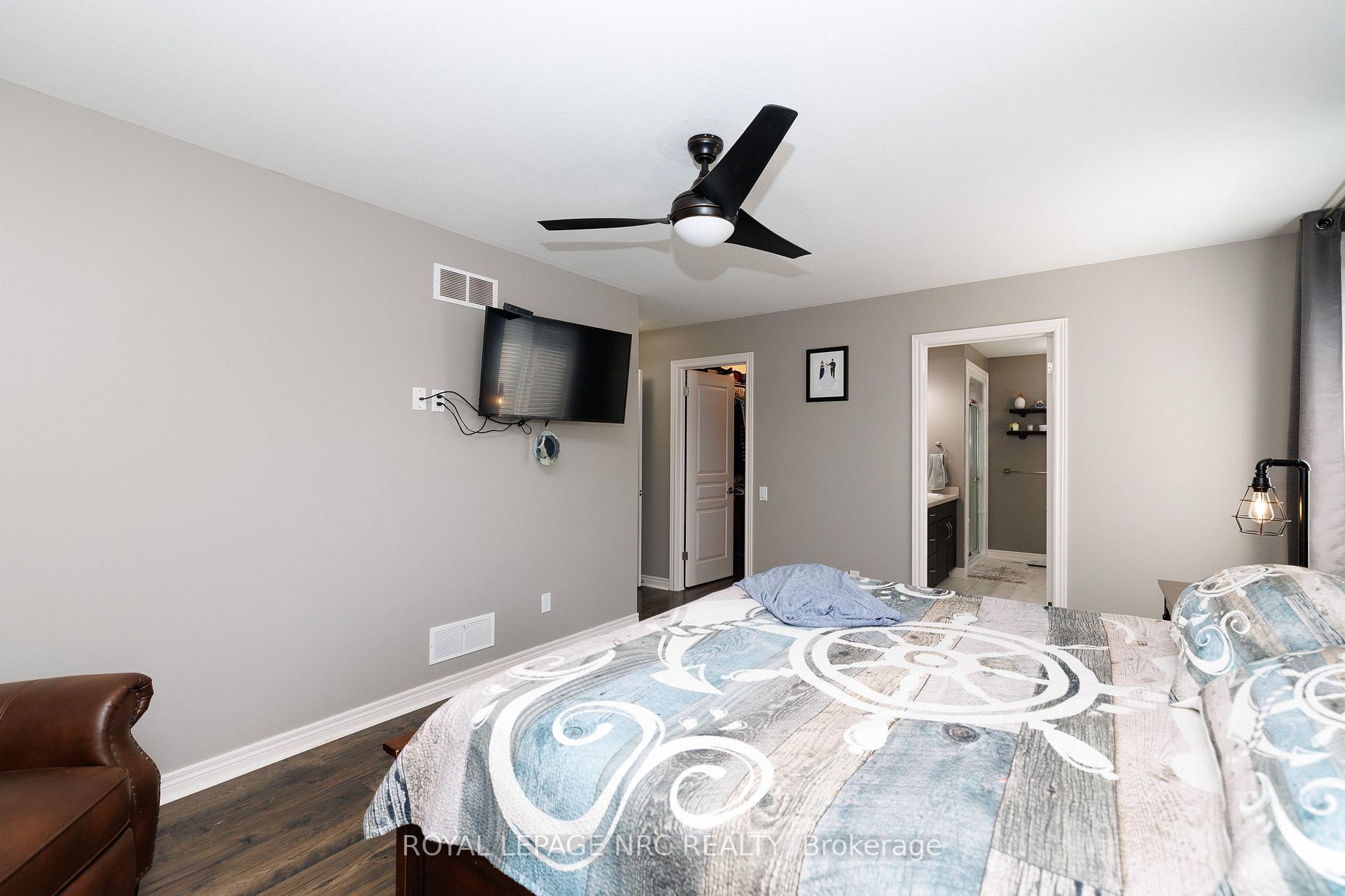 Photo 21 of 12 Wilfrid Laurier Crescent, St. Catharines, Secord Woods — HOMEH