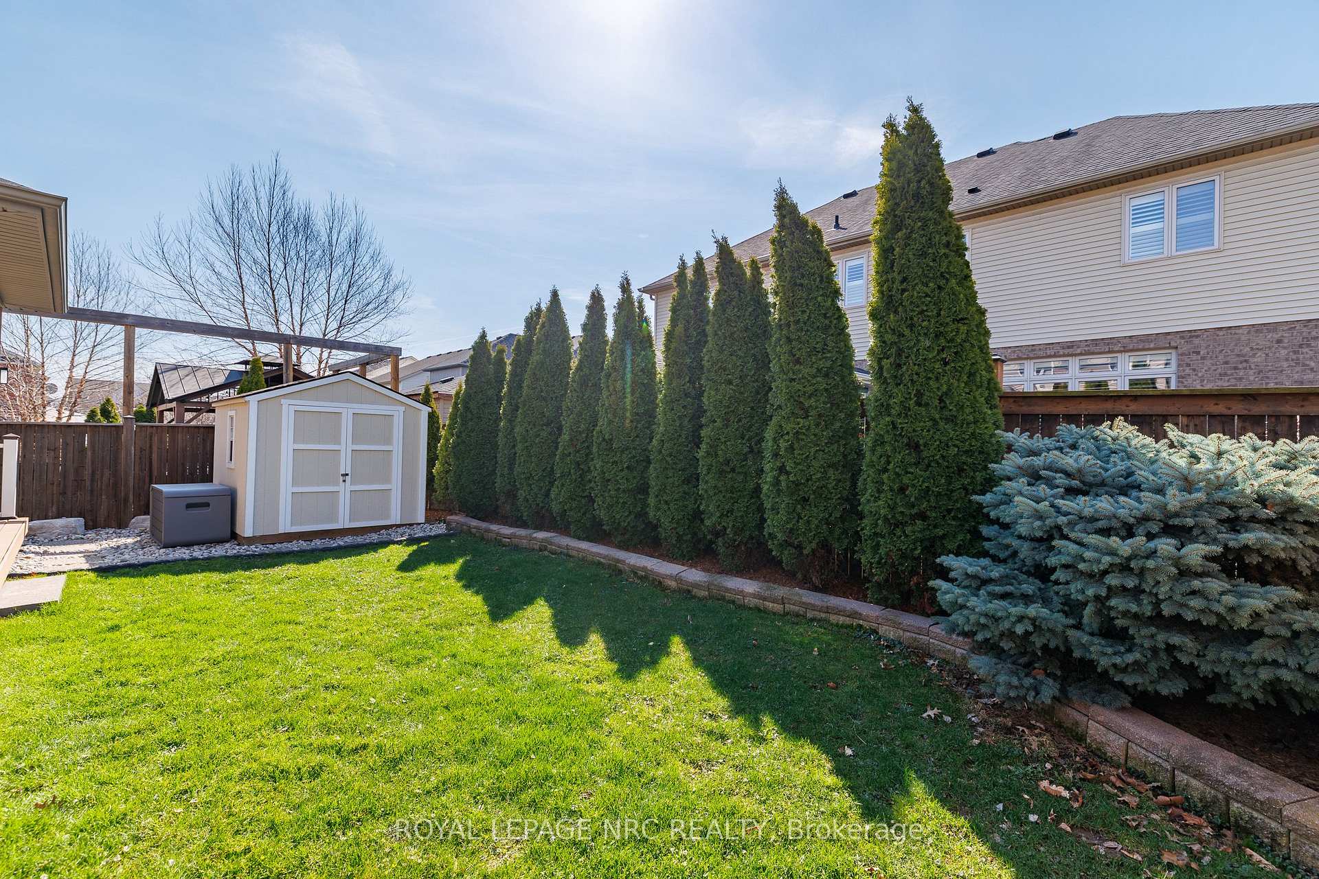 Photo 38 of 12 Wilfrid Laurier Crescent, St. Catharines, Secord Woods — HOMEH