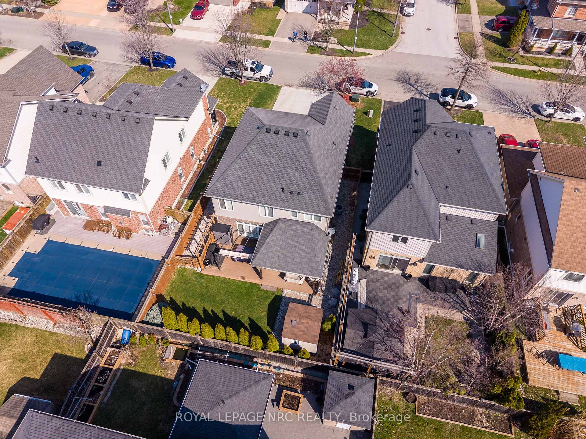 Photo 41 of 12 Wilfrid Laurier Crescent, St. Catharines, Secord Woods — HOMEH