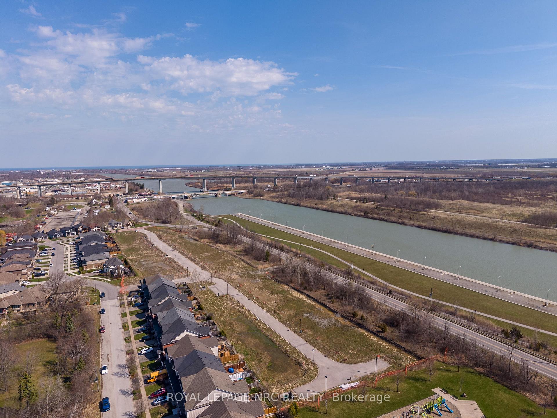 Photo 44 of 12 Wilfrid Laurier Crescent, St. Catharines, Secord Woods — HOMEH