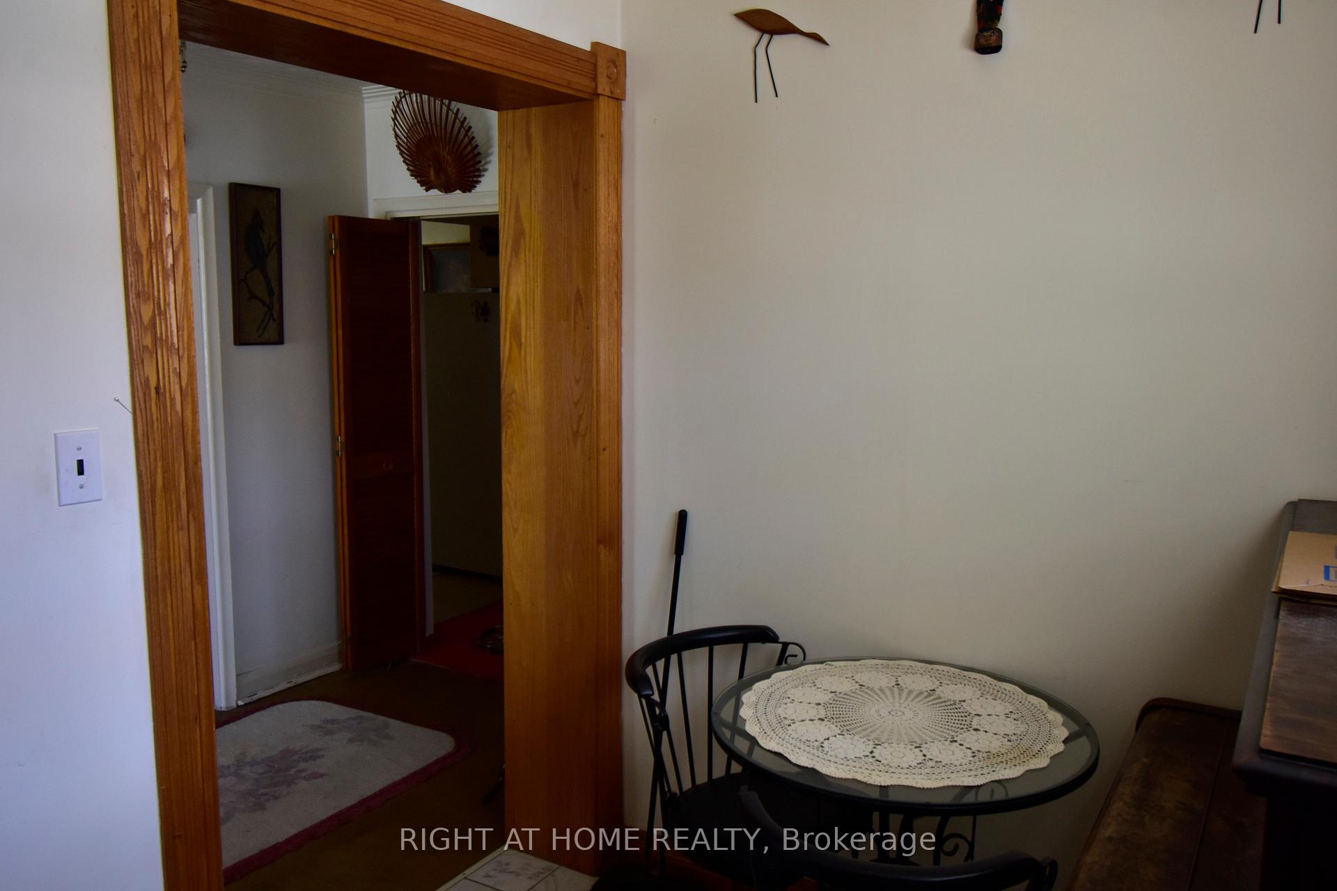 Photo 4 of 2436 Islington Avenue, Etobicoke, Rexdale-Kipling — HOMEH